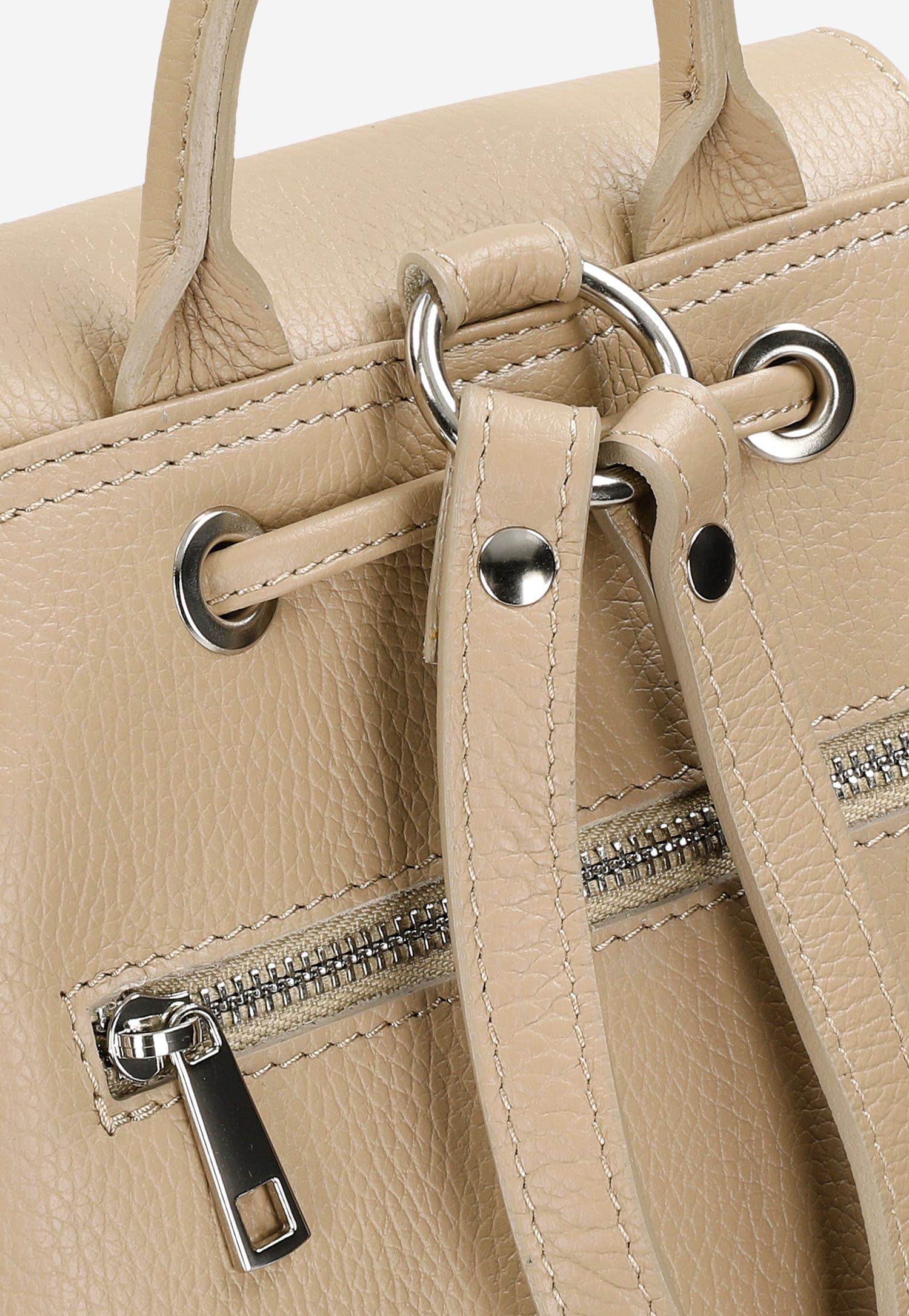 Beżowy plecak damski typu worek ze skóry licowej