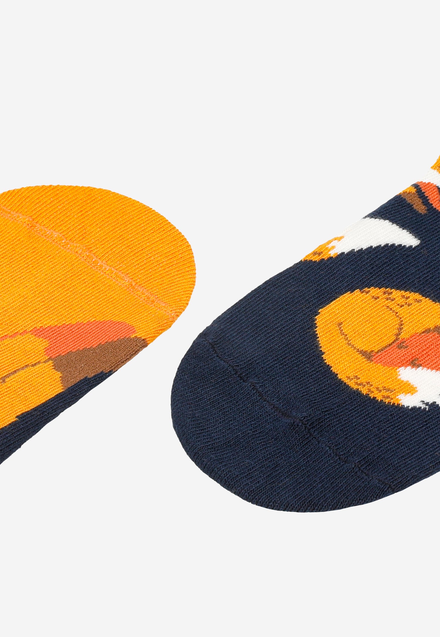 Popielate stopki z lisem