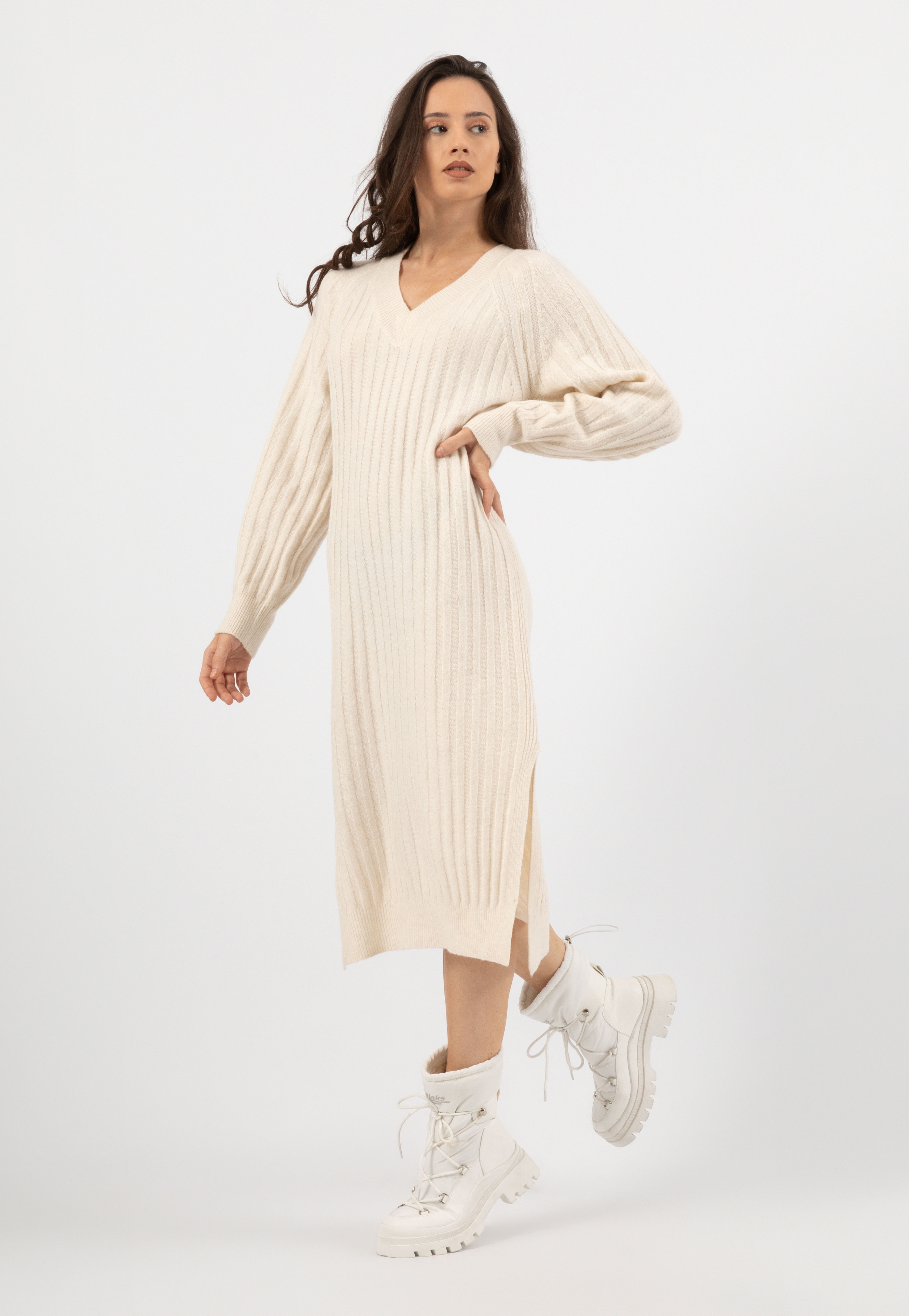 RELAKS czarne Śniegowce damskie z połączenia skóry i ortalionu