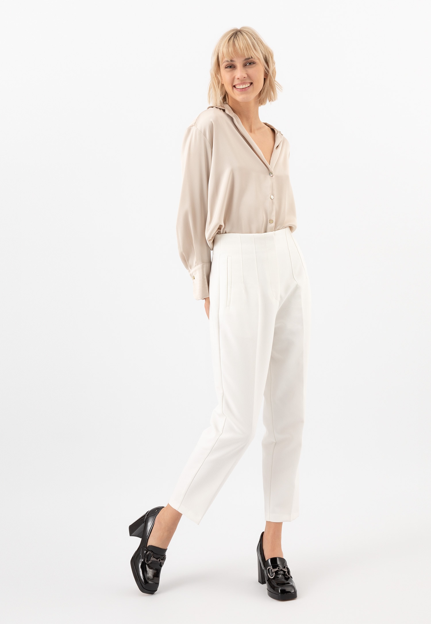 Wysokie lakierowane mokasyny damskie na słupku