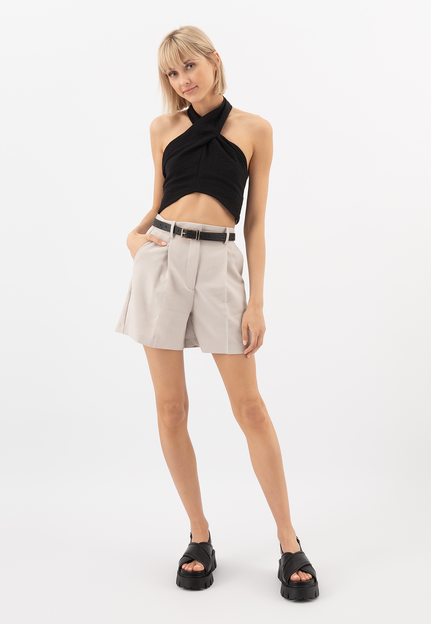 Czarne masywne sandały damskie na platformie