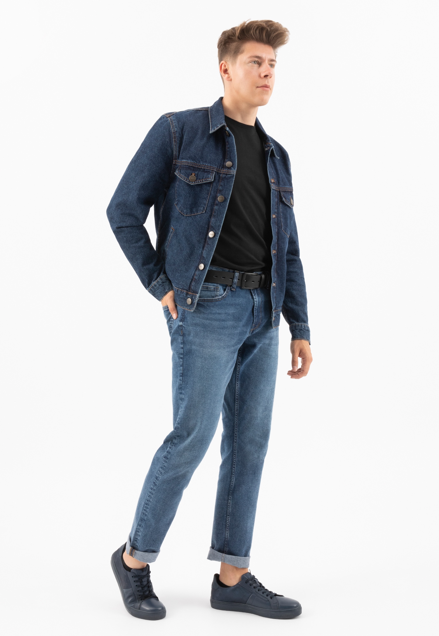 Granatowe trampki męskie z ciekawym efektem na skórze