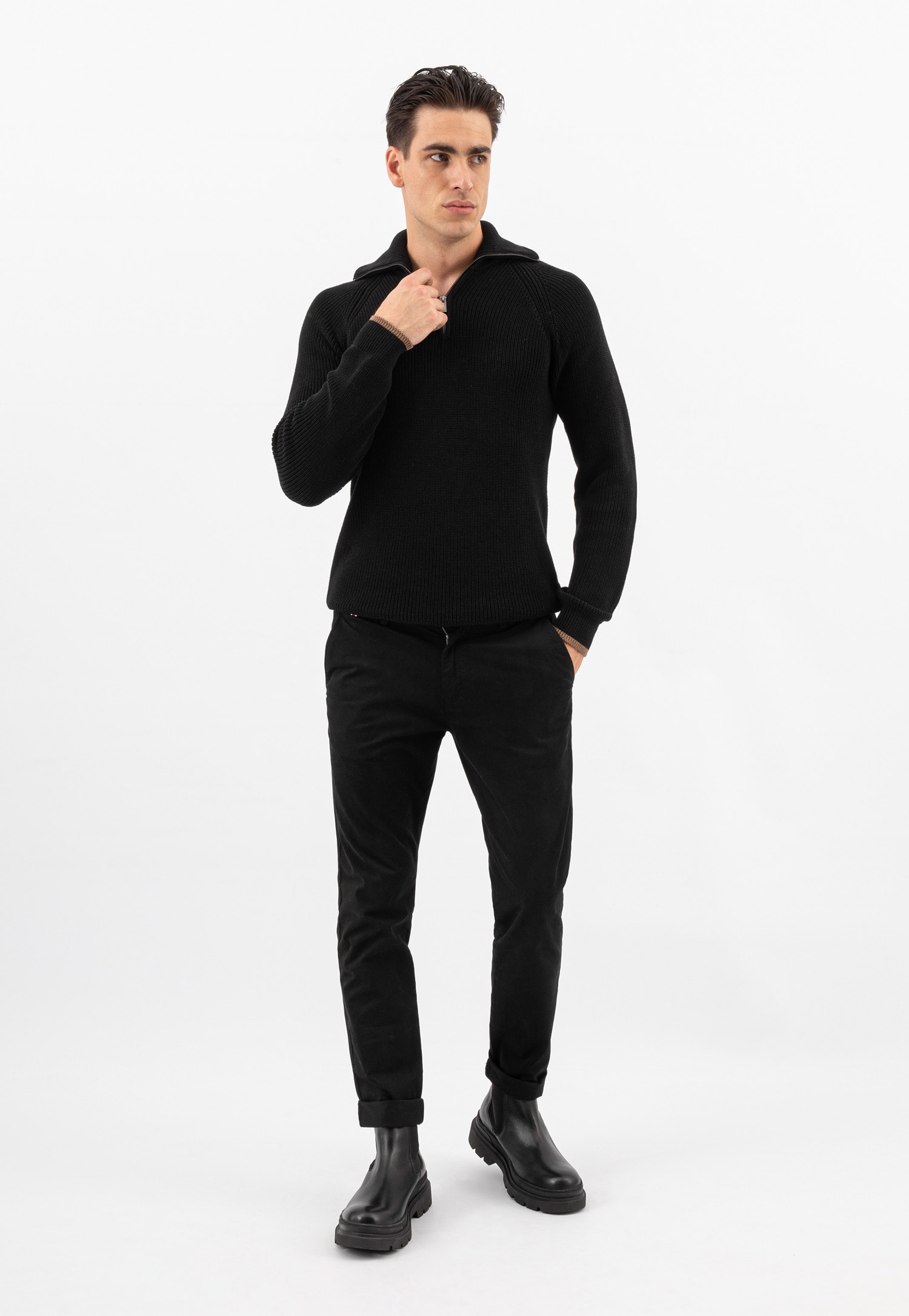 Czarne sztyblety męskie na grubej podeszwie