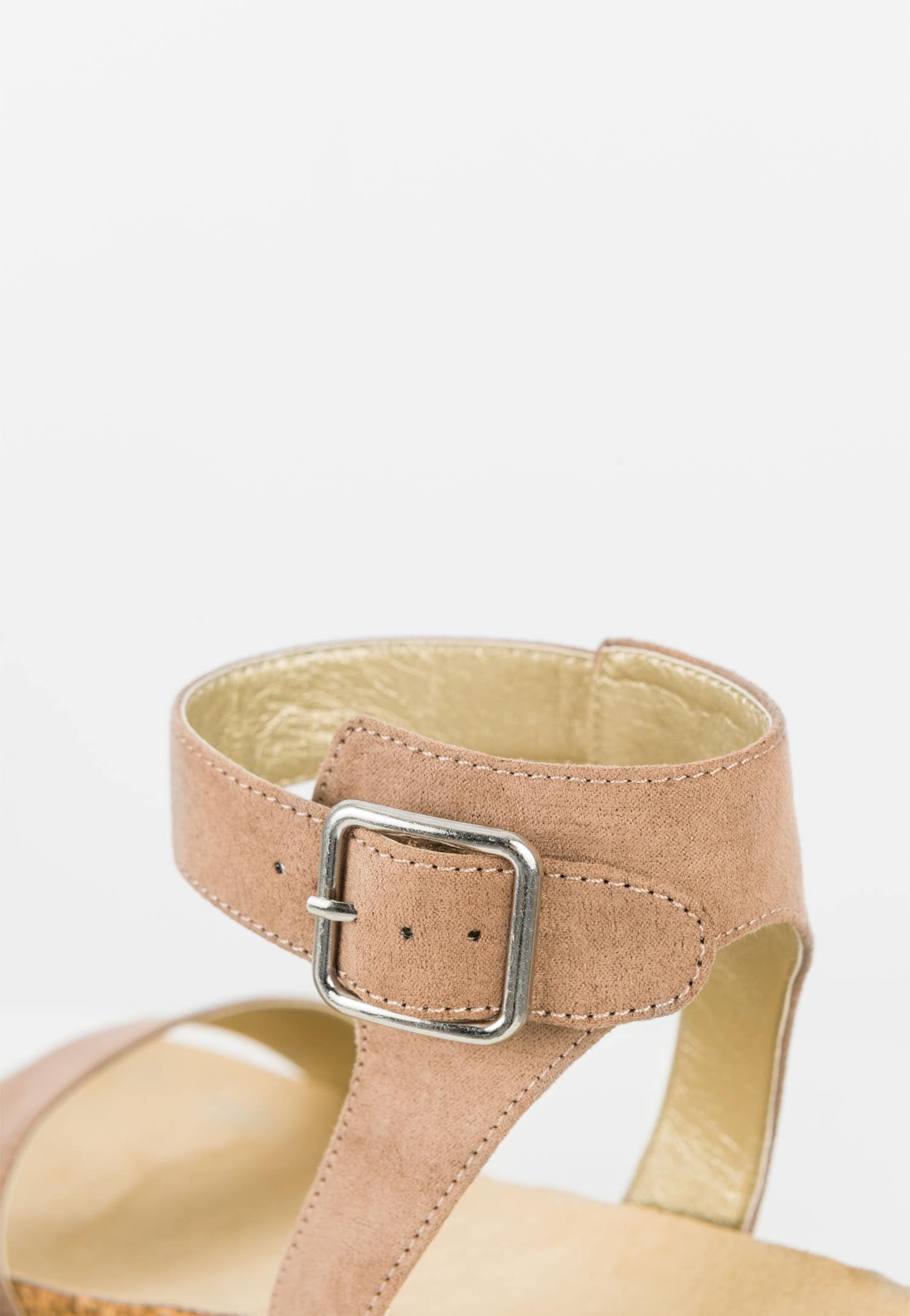 WJS płaskie beżowe sandały na podeszwie z warkoczem