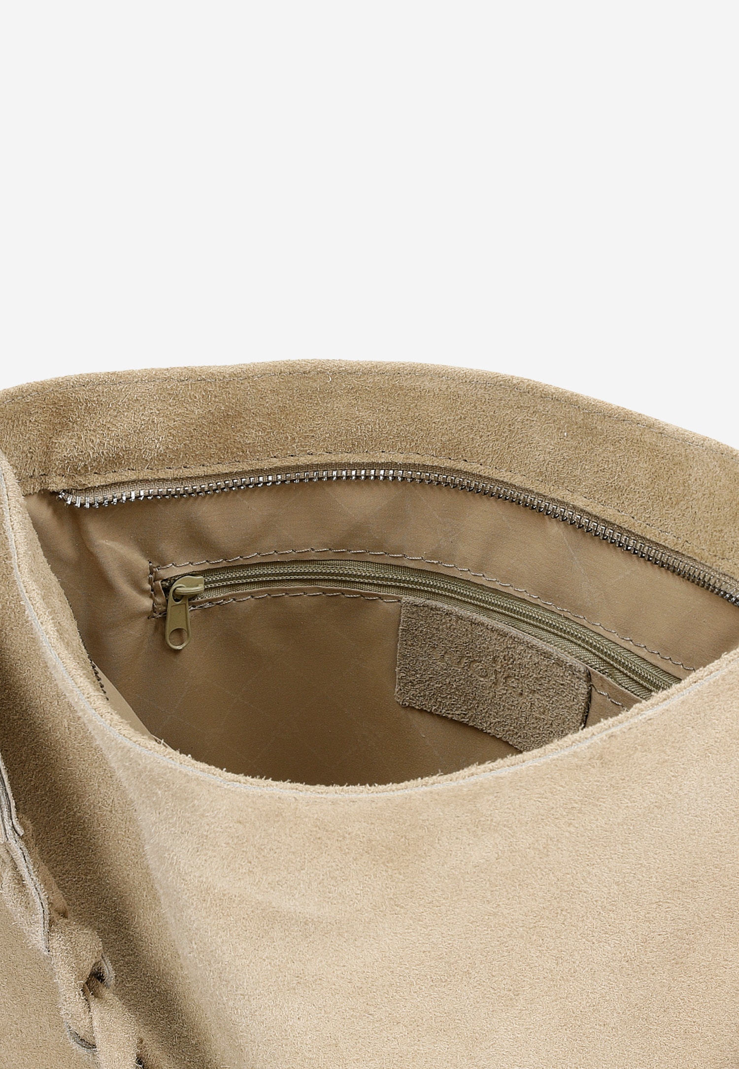 Czarna shopperka z ozdobnymi frędzlami