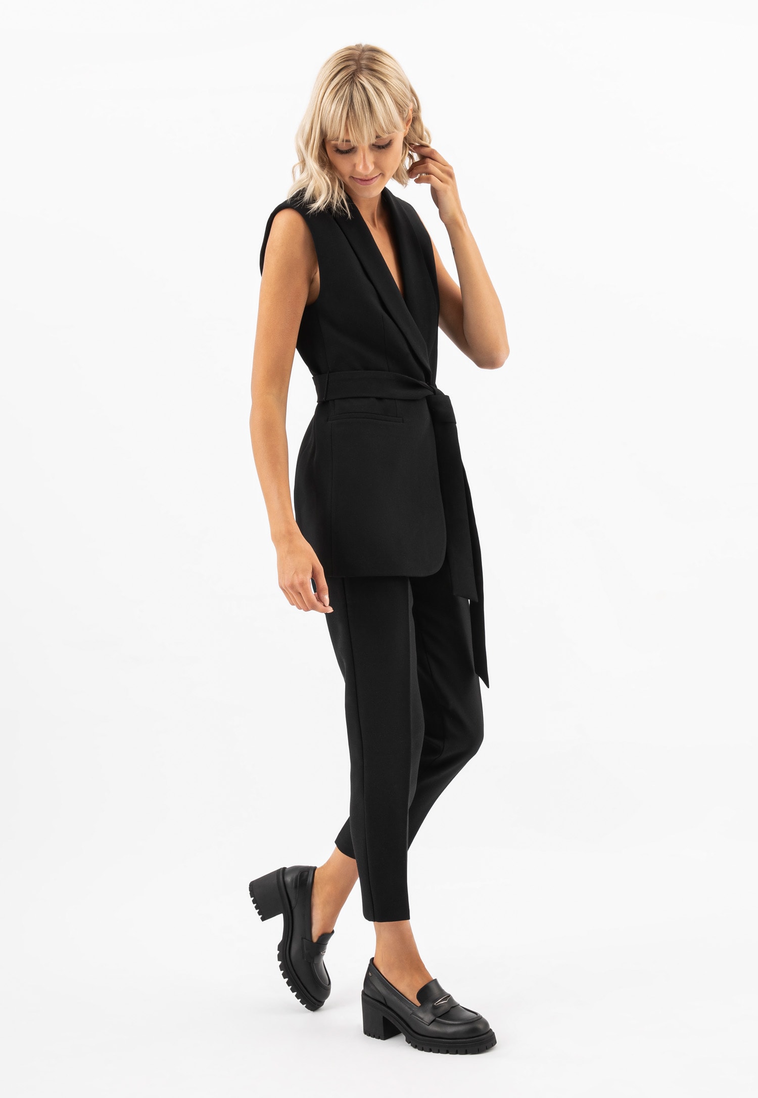 Czarne mokasyny damskie na szerokim obcasie