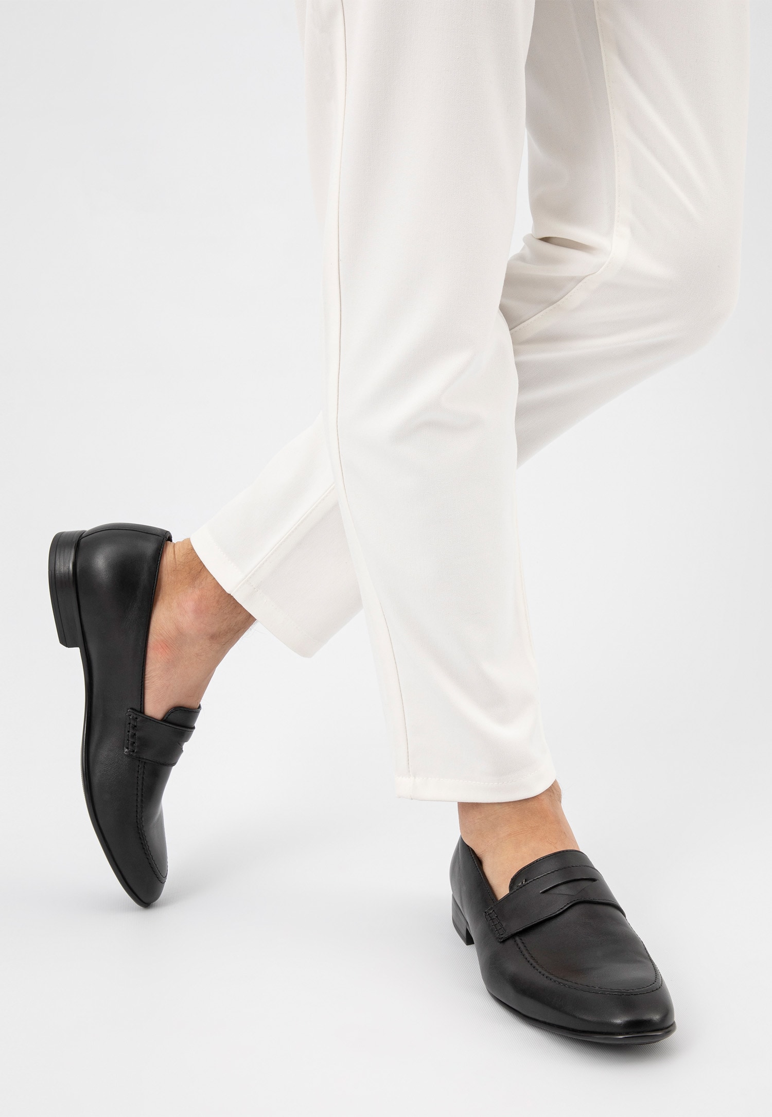 Skórzane loafersy męskie w kolorze brązowym