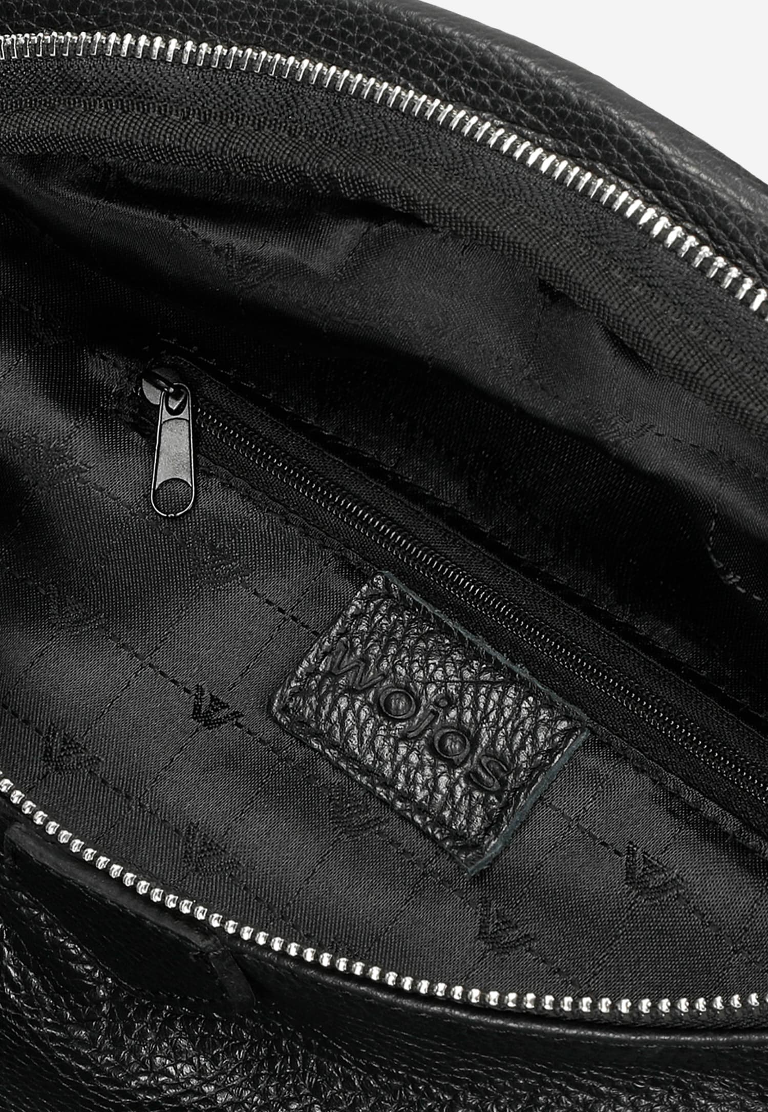 Duża beżowa skórzana torebka damska typu nerka