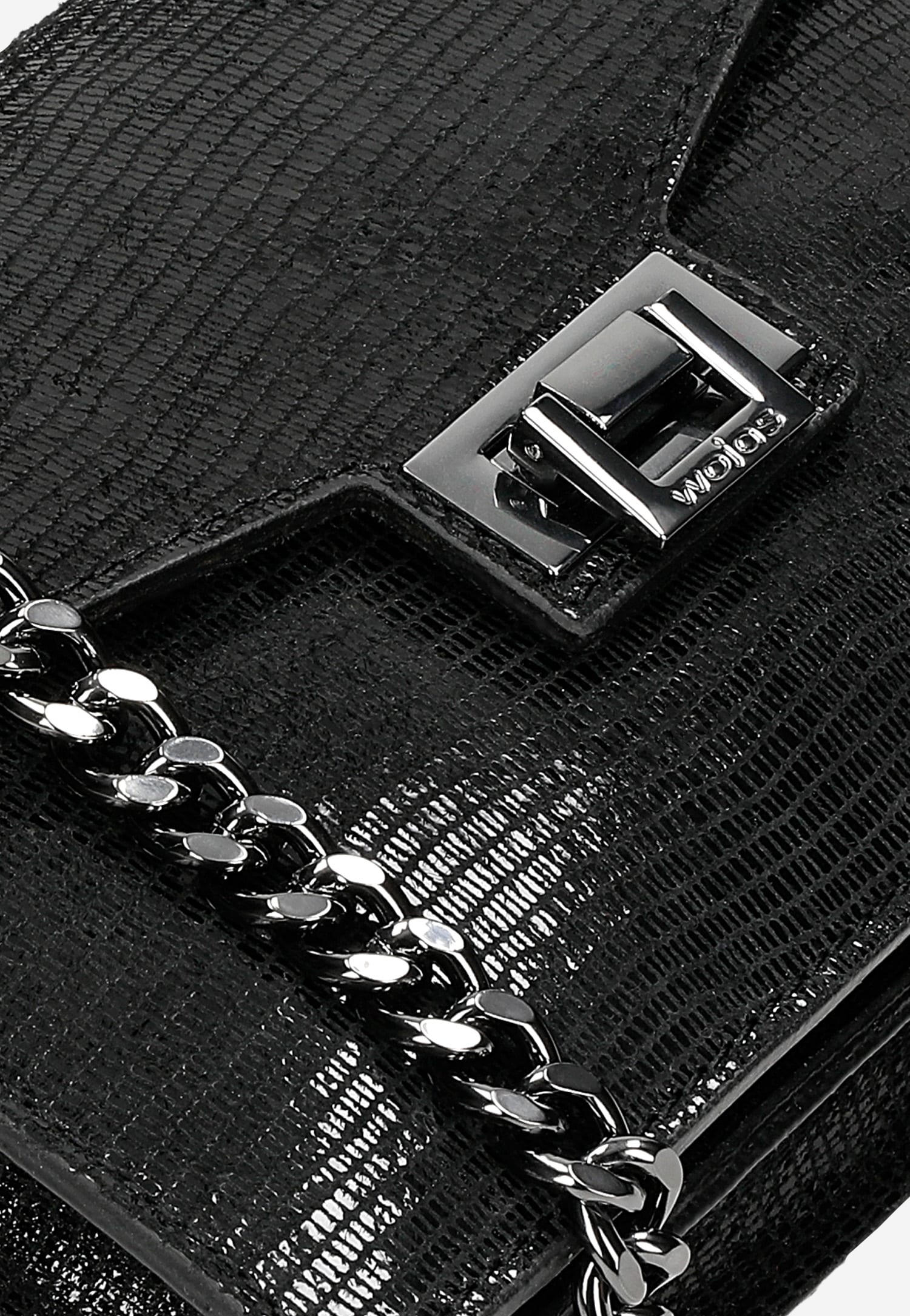 Czarna skórzana torebka damska z metalowym łańcuchem