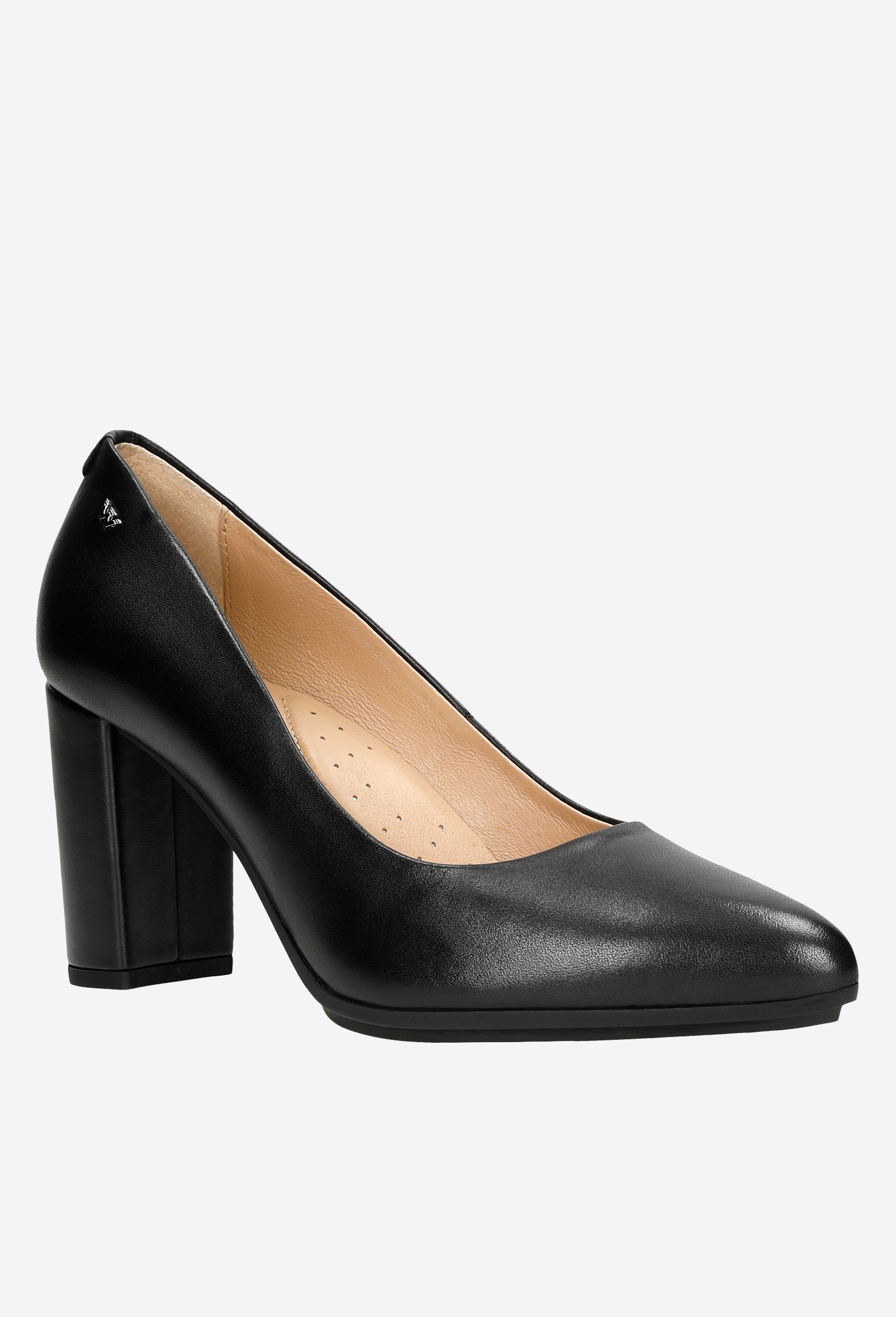 Czarne czółenka na słupku