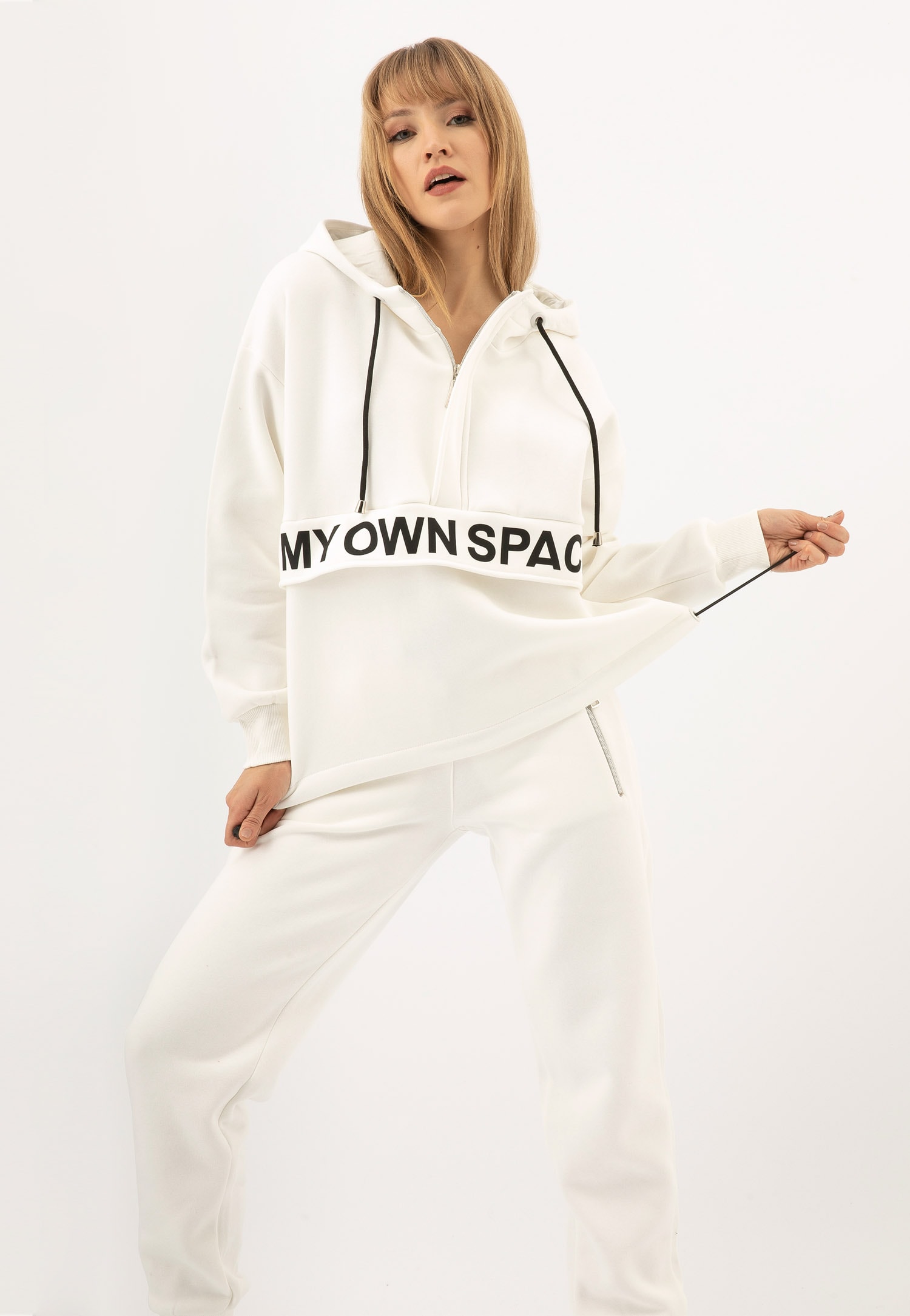 RELAKS beżowa bluza dresowa z kapturem