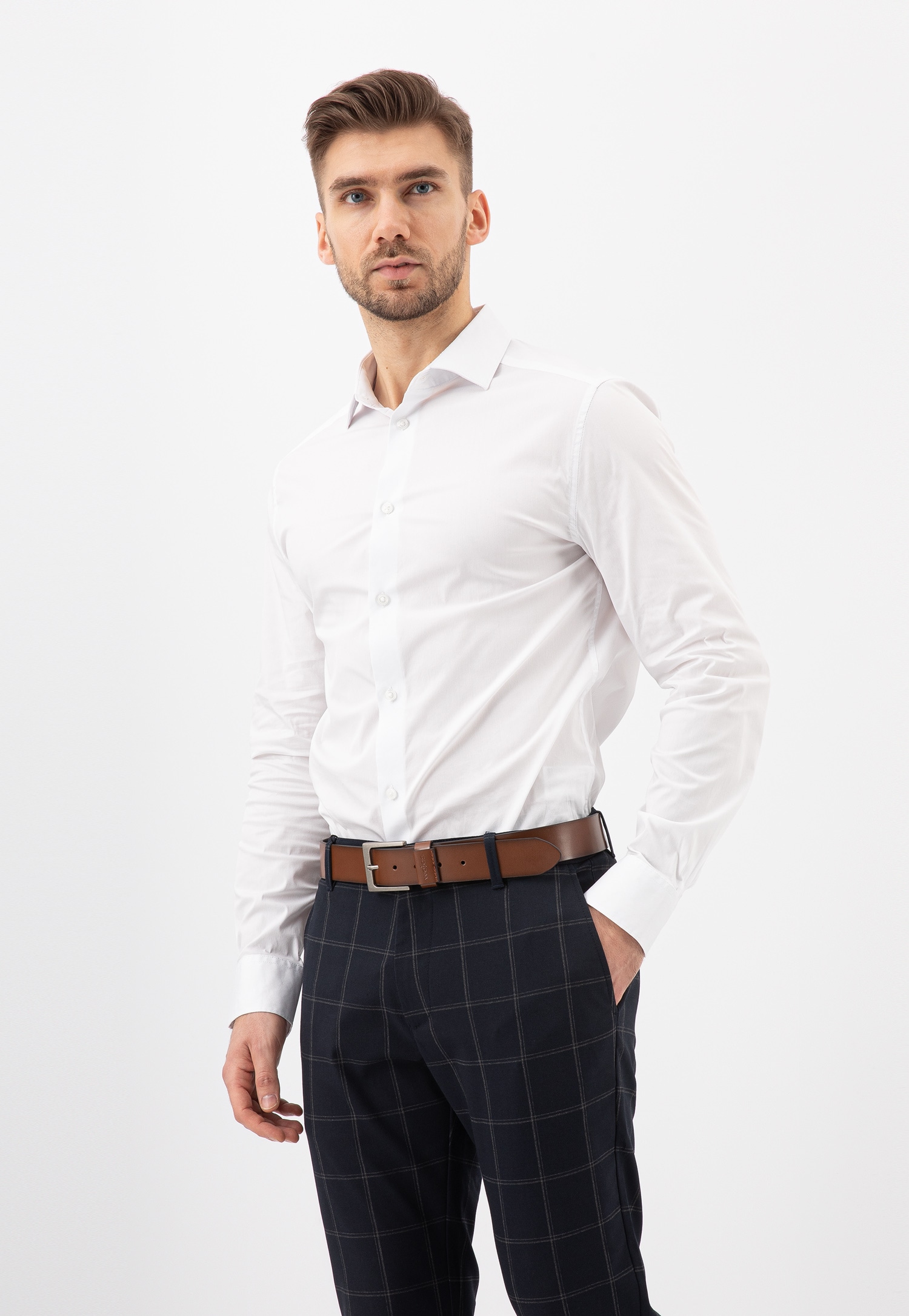 Klasyczny brązowy pasek męski ze skóry licowej