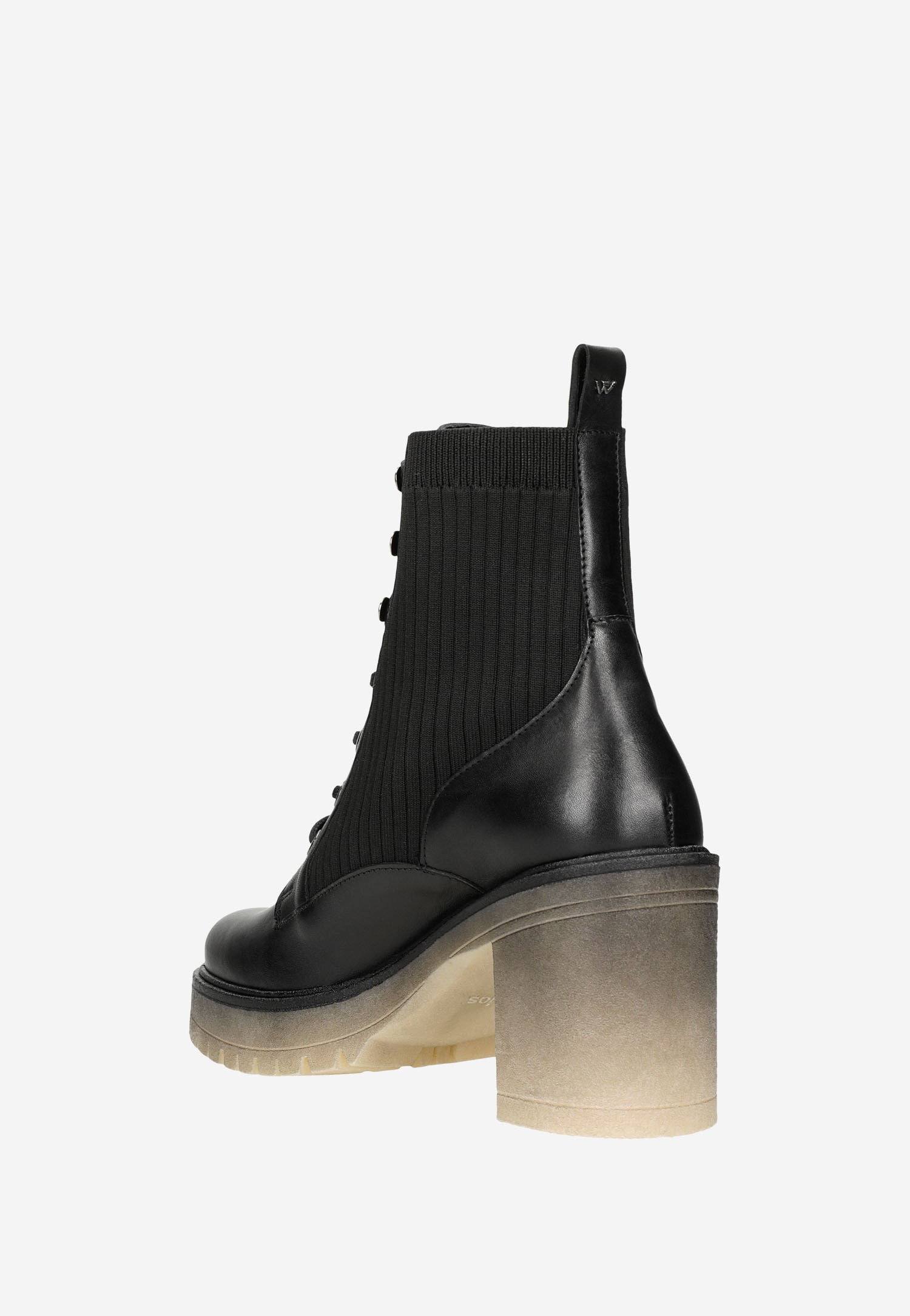 Czarne trzewiki damskie na obcasie z cholewką skarpetą