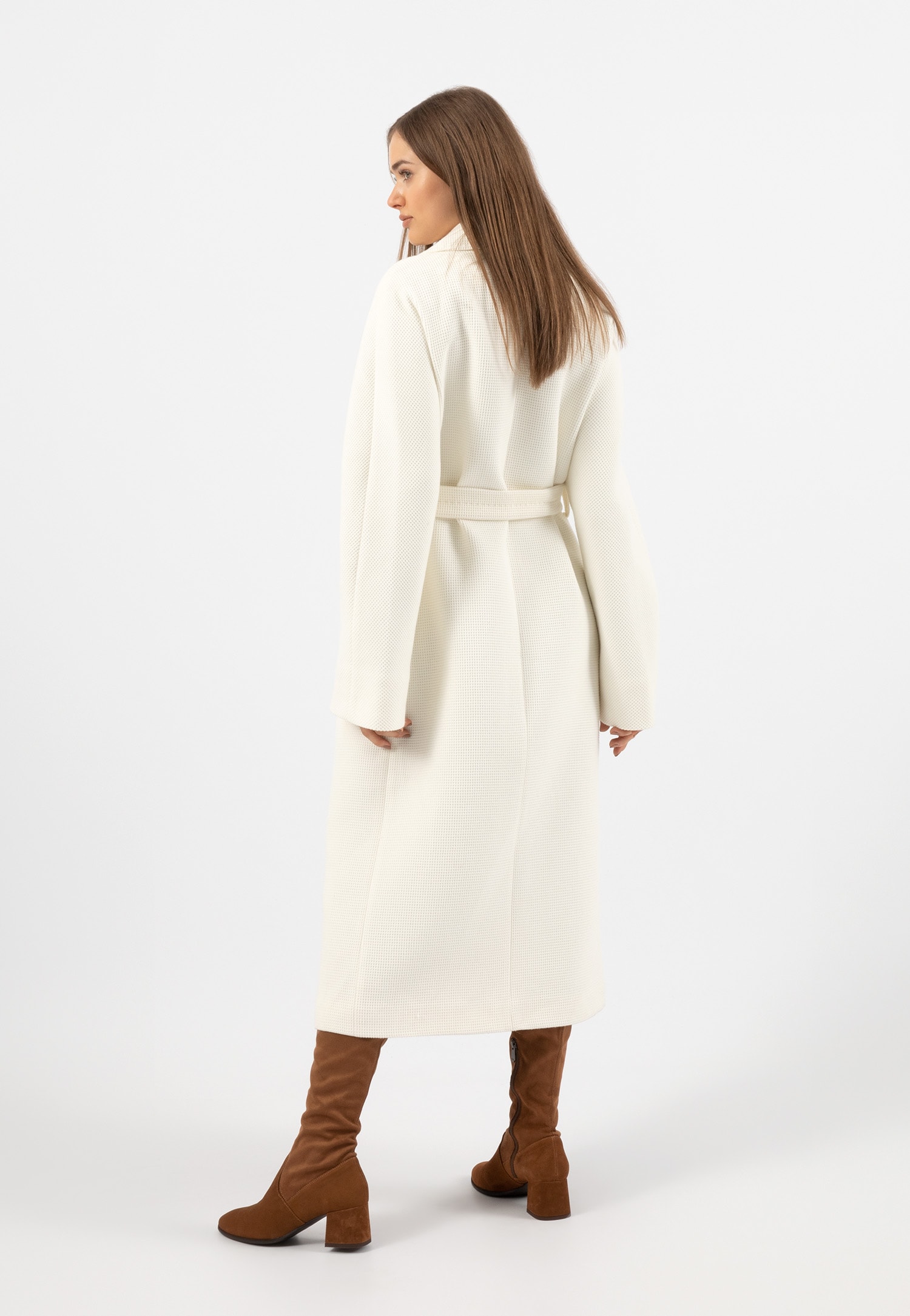 RELAKS płaszcz damski ecru z oryginalną teksturą