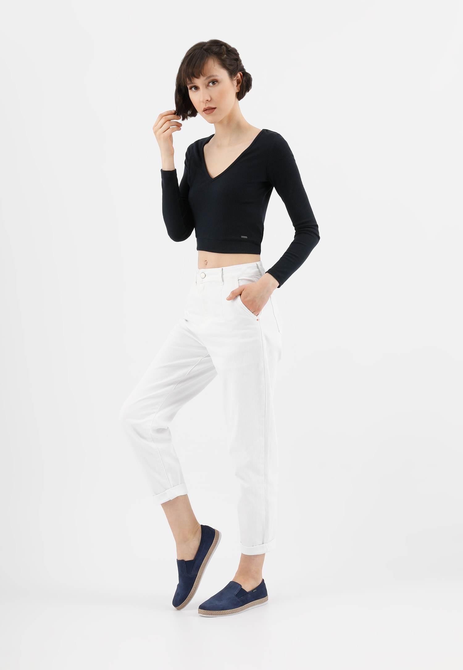 Granatowe loafersy damskie w stylu casual