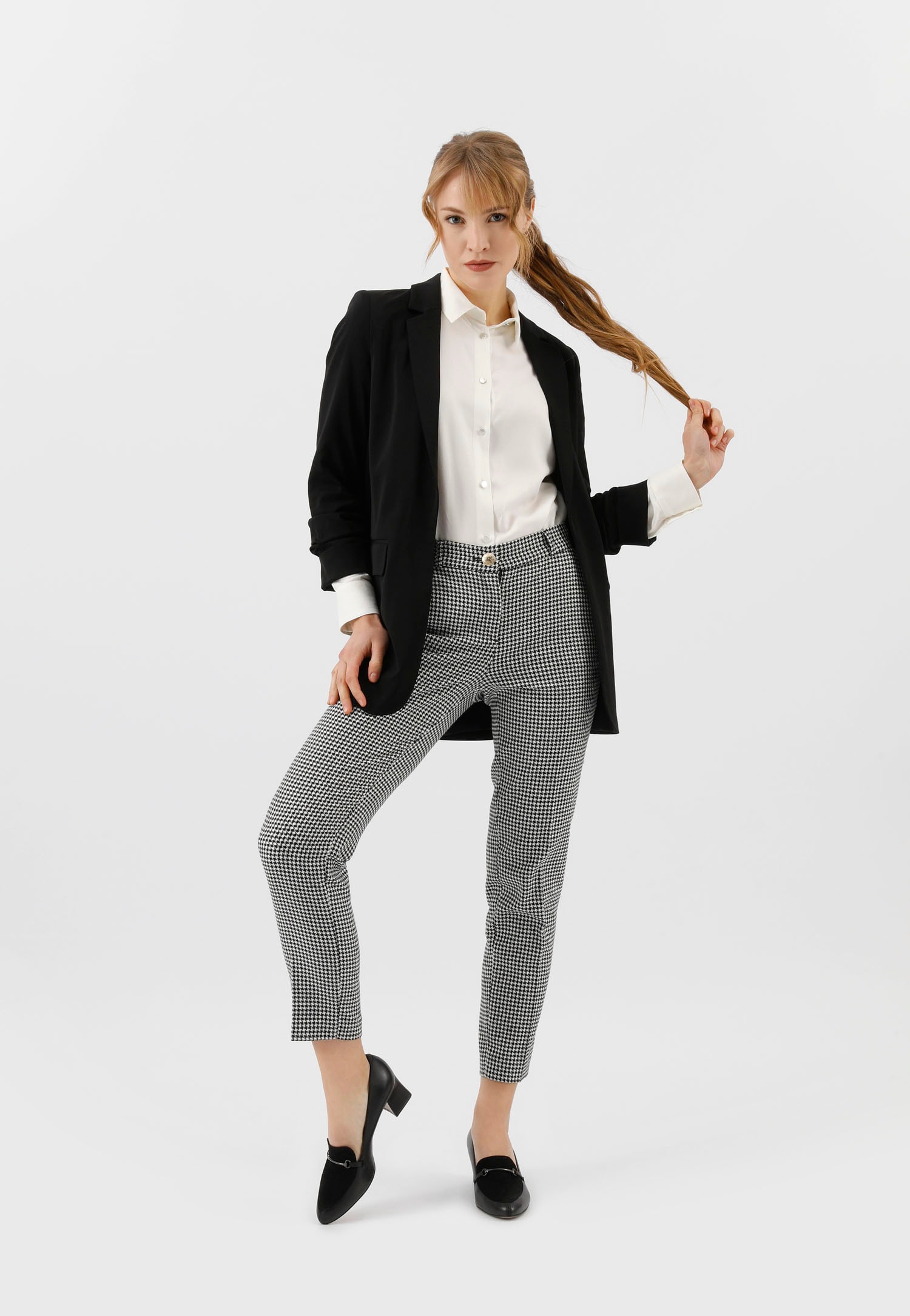 Czarne półbuty damskie