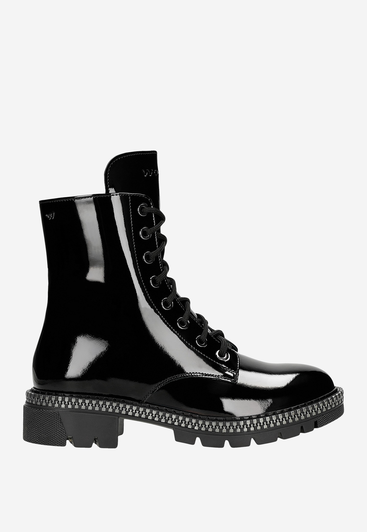 Czarne lakierowane trzewiki damskie z ozdobioną podeszwą