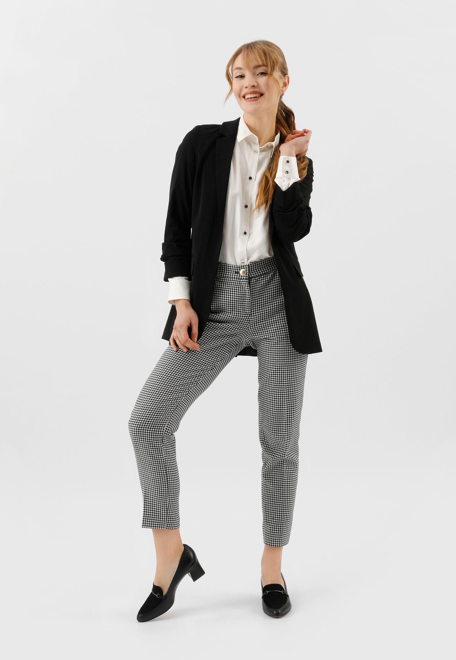 Czarne półbuty damskie