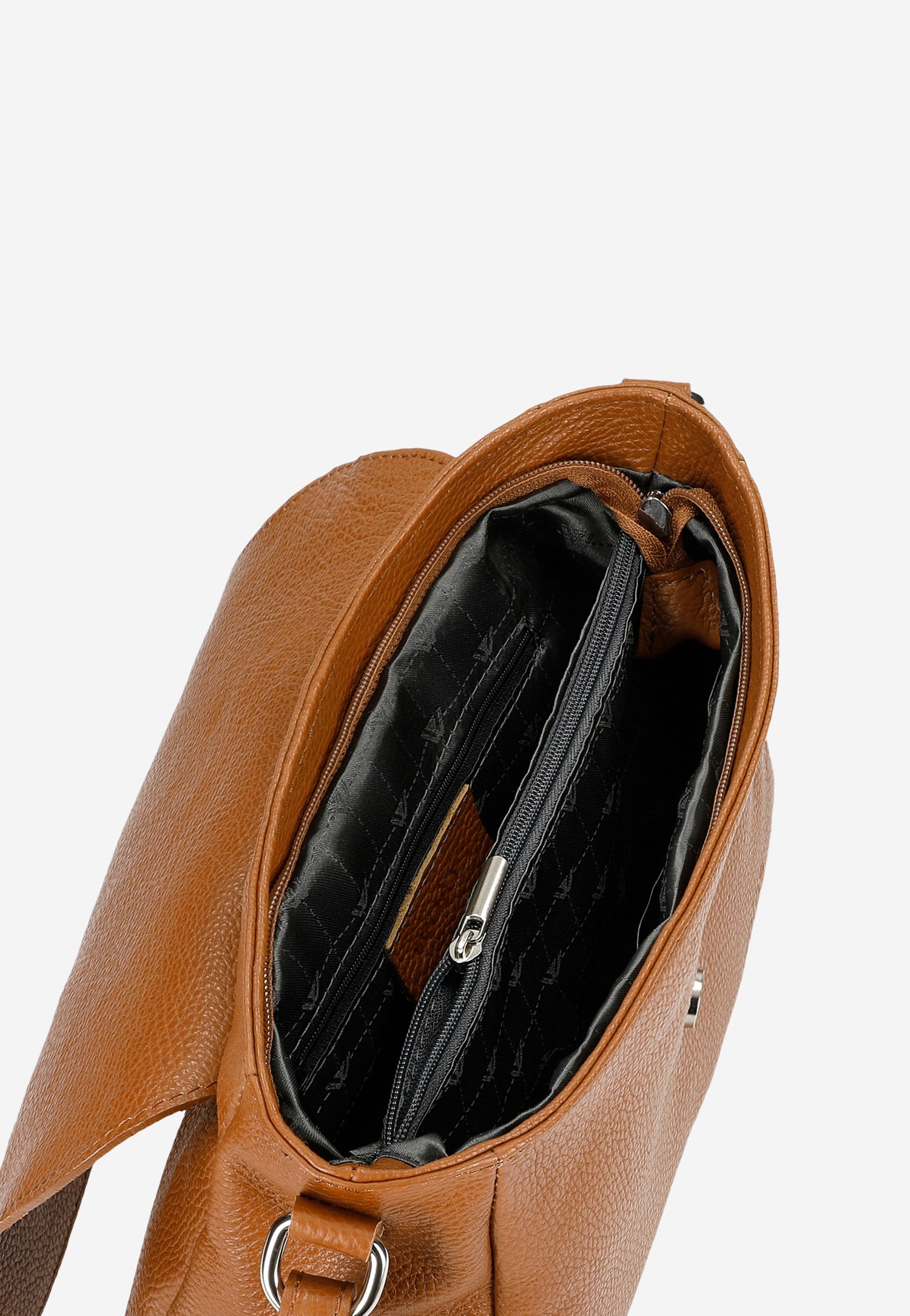 Skórzana torebka z ozdobnymi frędzelkami