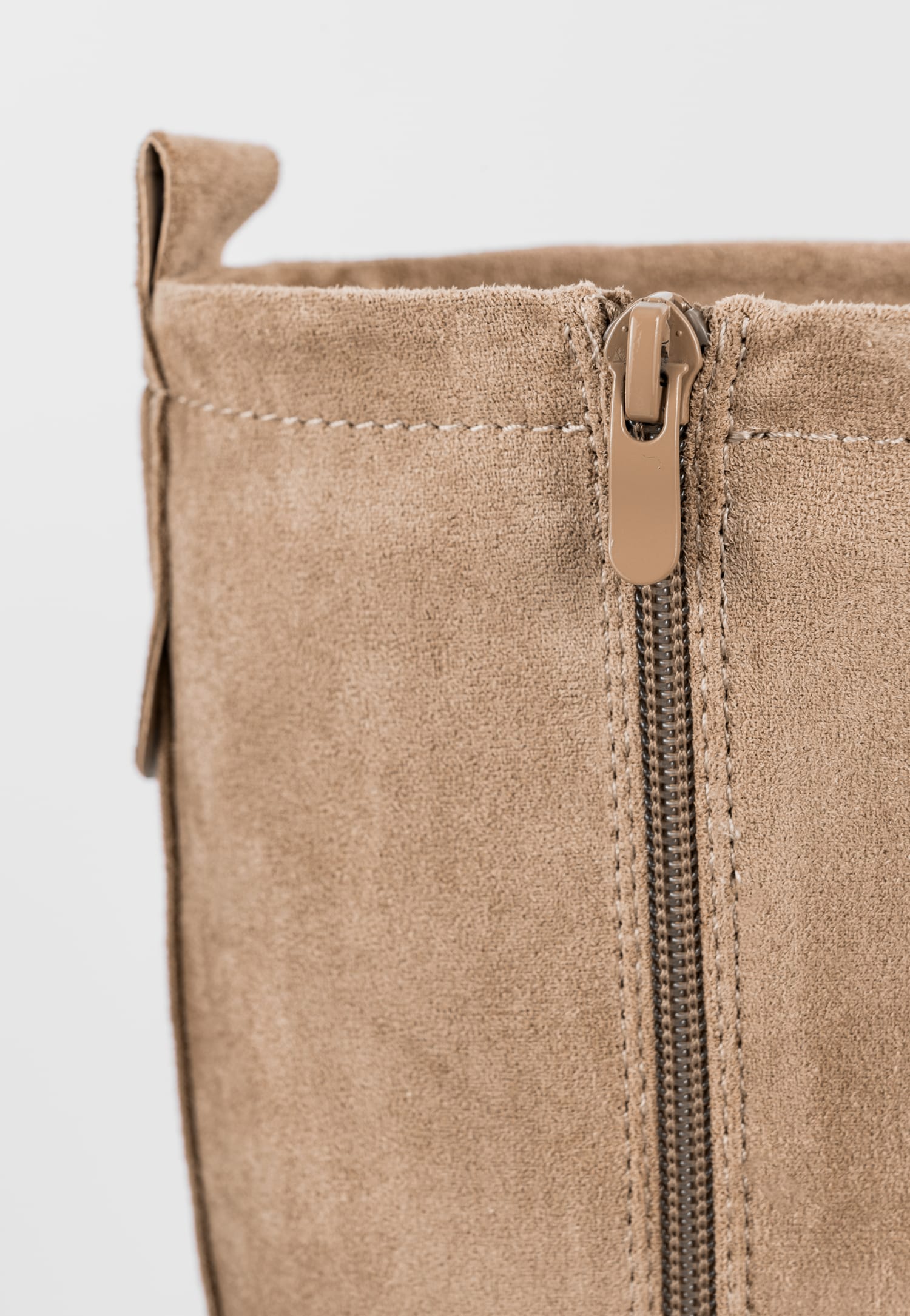 WJS czarne kozaki damskie do kolan na masywnej podeszwie