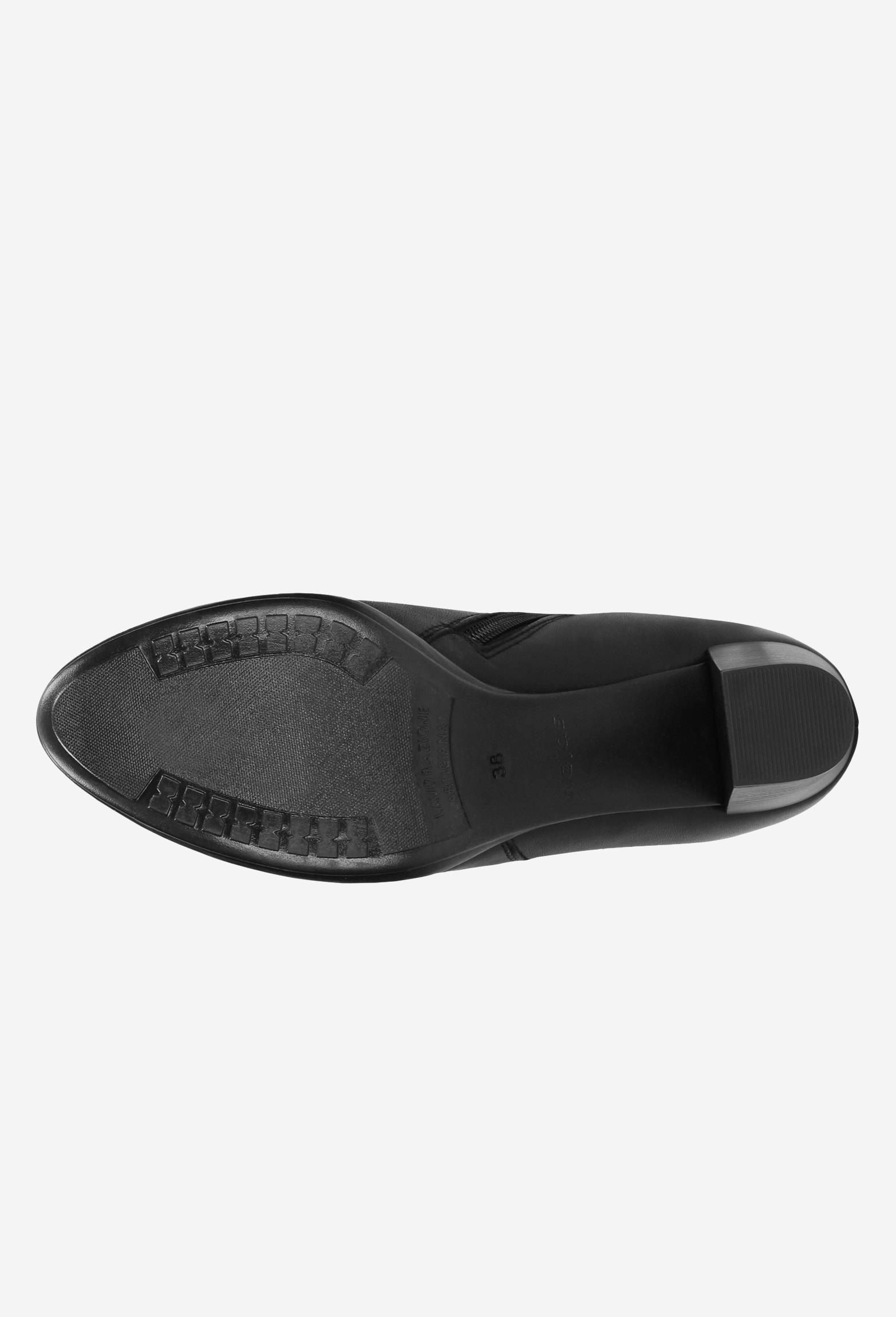 Czarne półbuty damskie na słupku