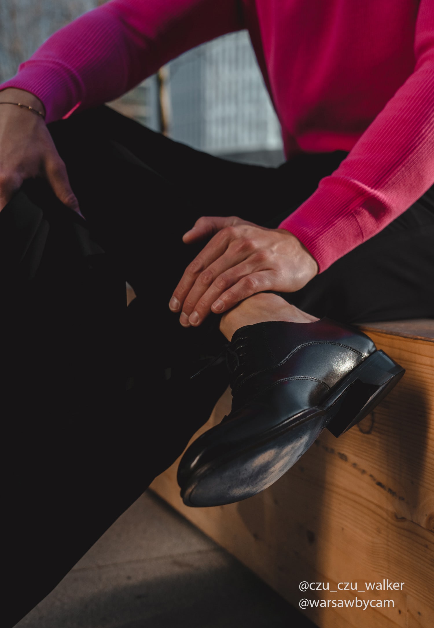 Czarne wizytowe półbuty męskie ze skórzaną podeszwą - linia PREMIUM