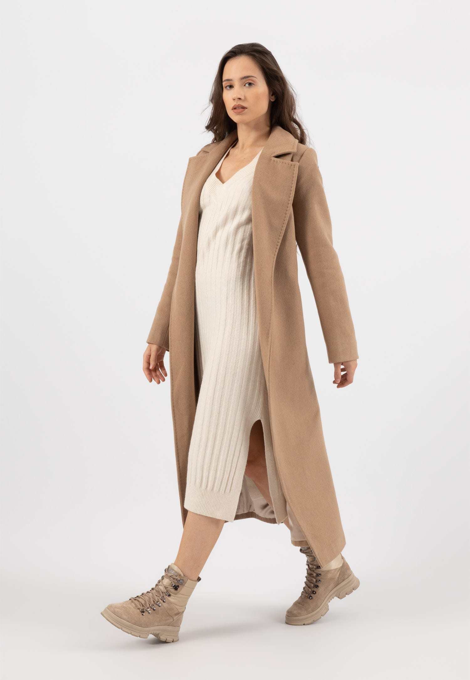 RELAKS płaszcz damski beżowy