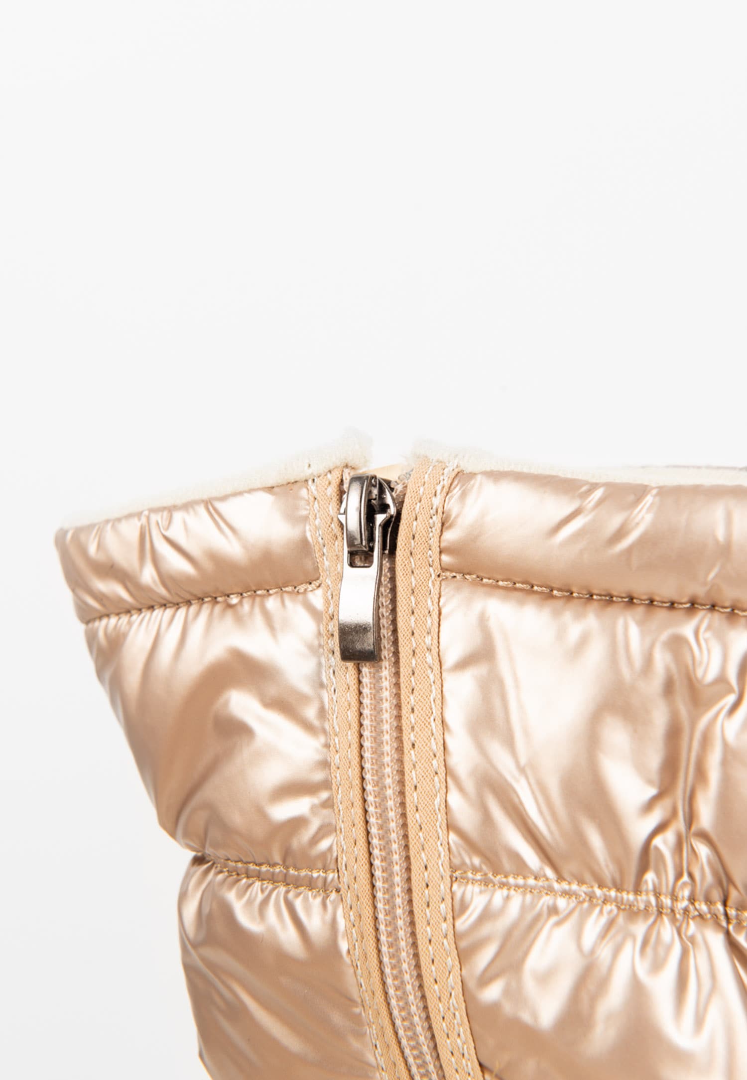 WJS złote Śniegowce damskie z błyszczącym materiałem