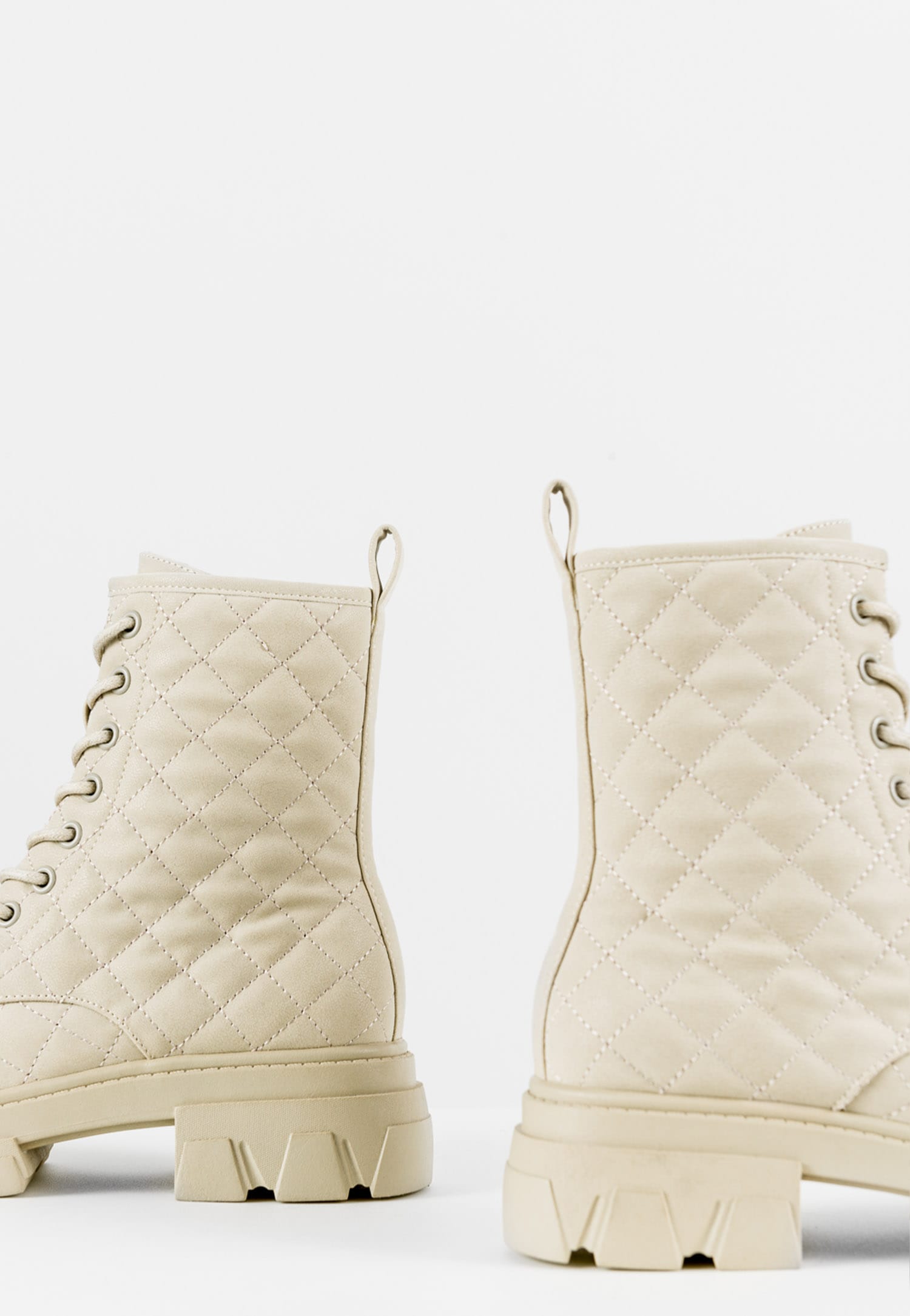 WJS czarne bikery damskie z pikowaniem