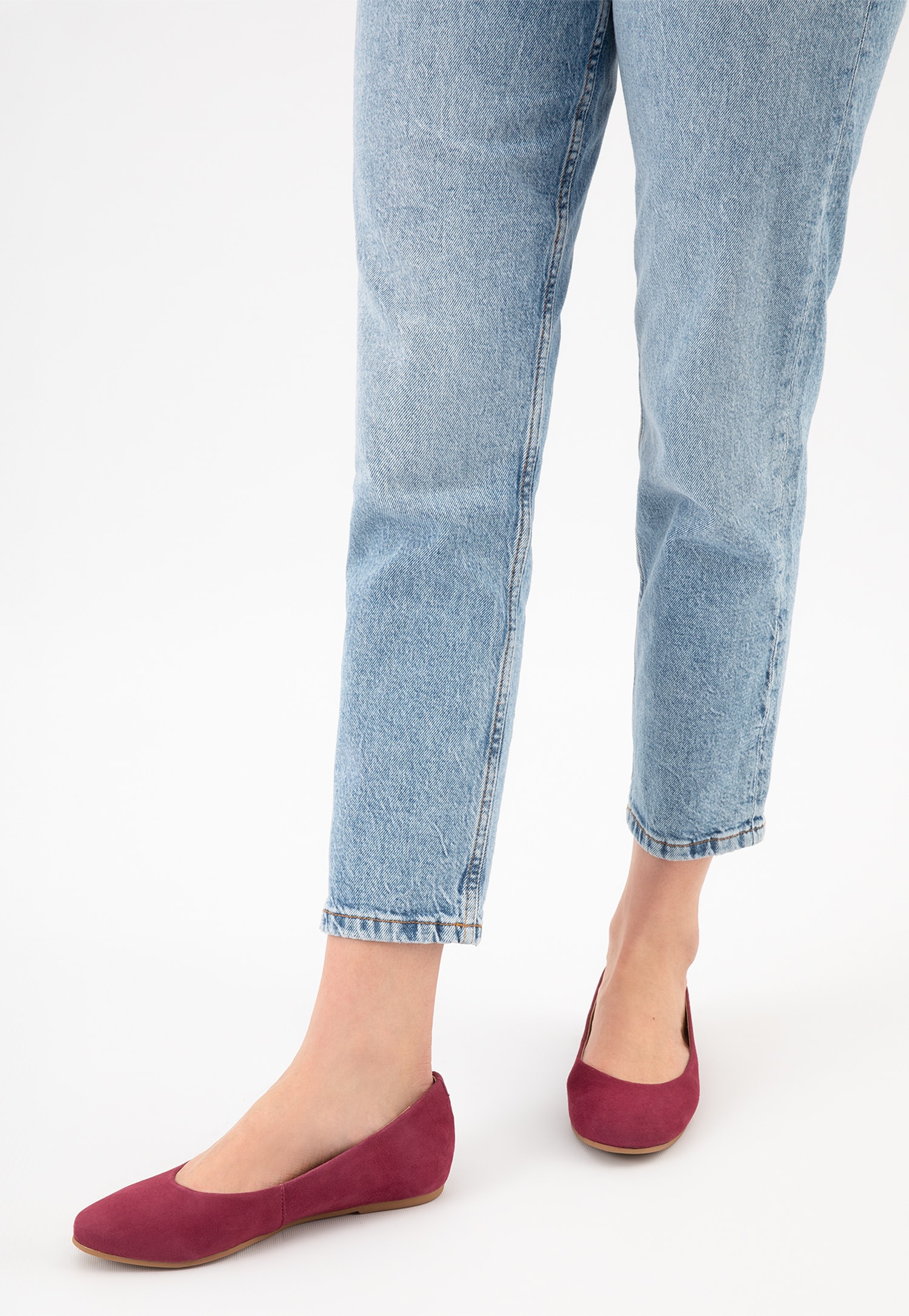 Czarne lakierowane baleriny damskie