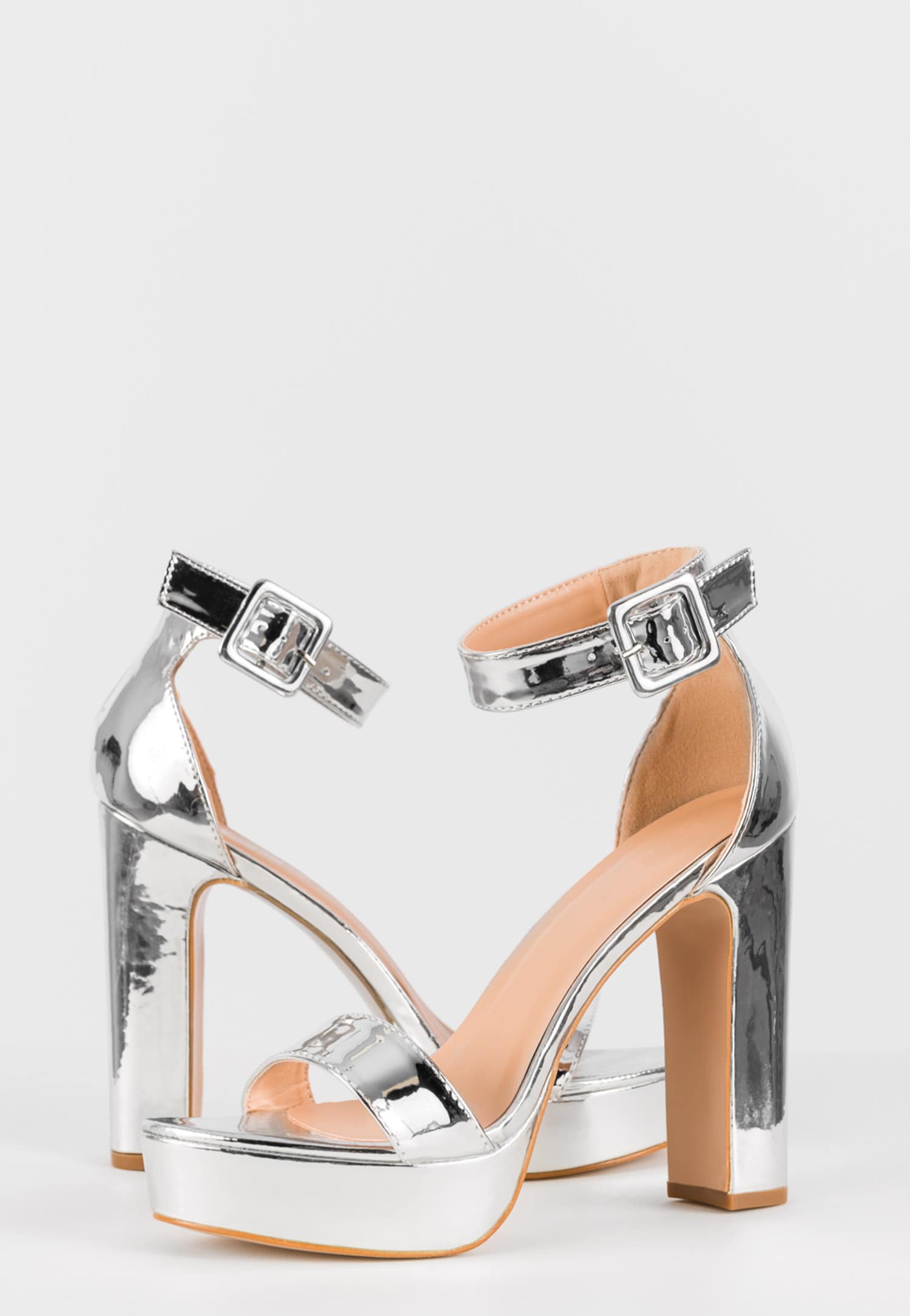 WJS wysokie beżowe sandały na platformie