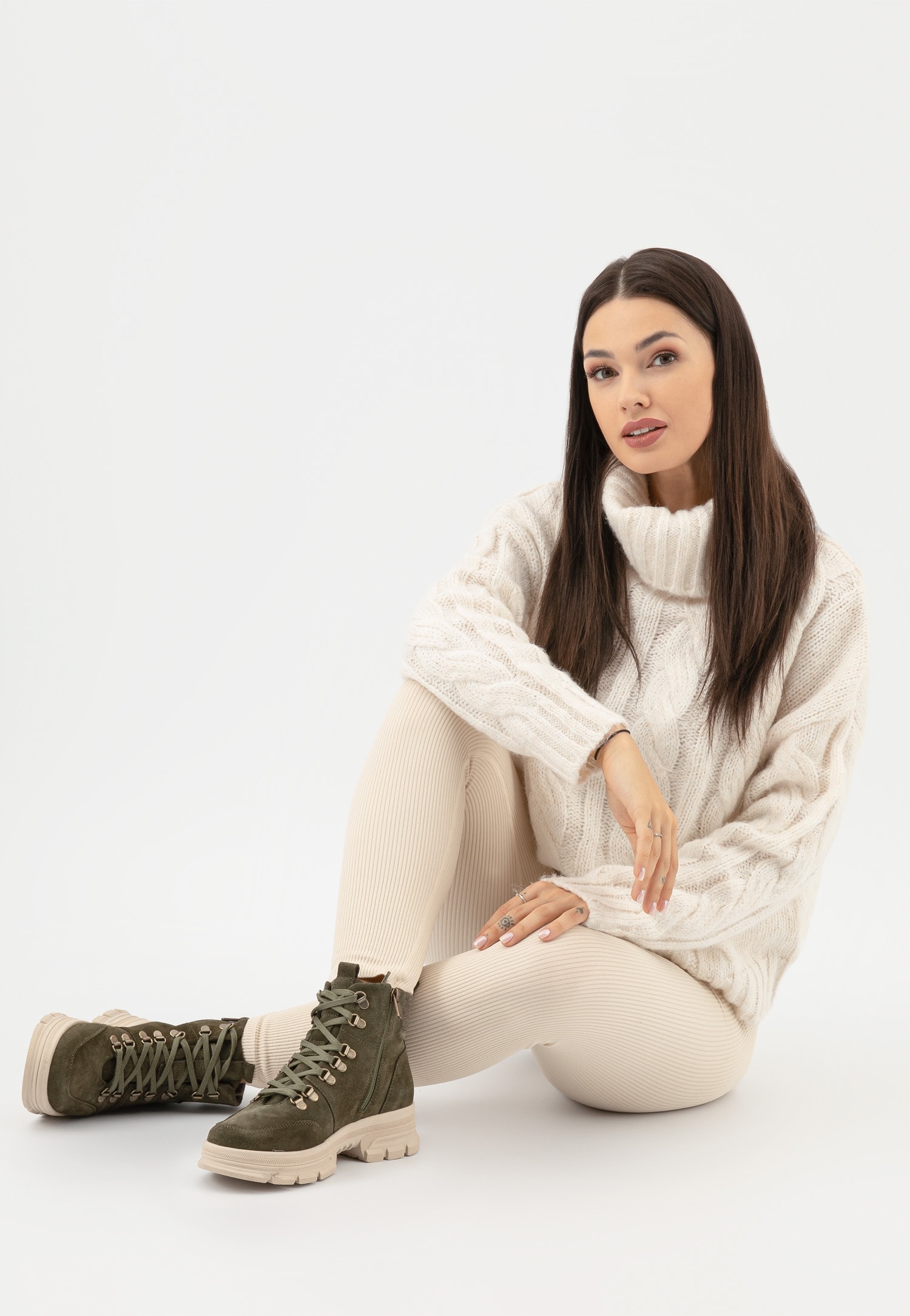 Workery damskie w czarnej odsłonie