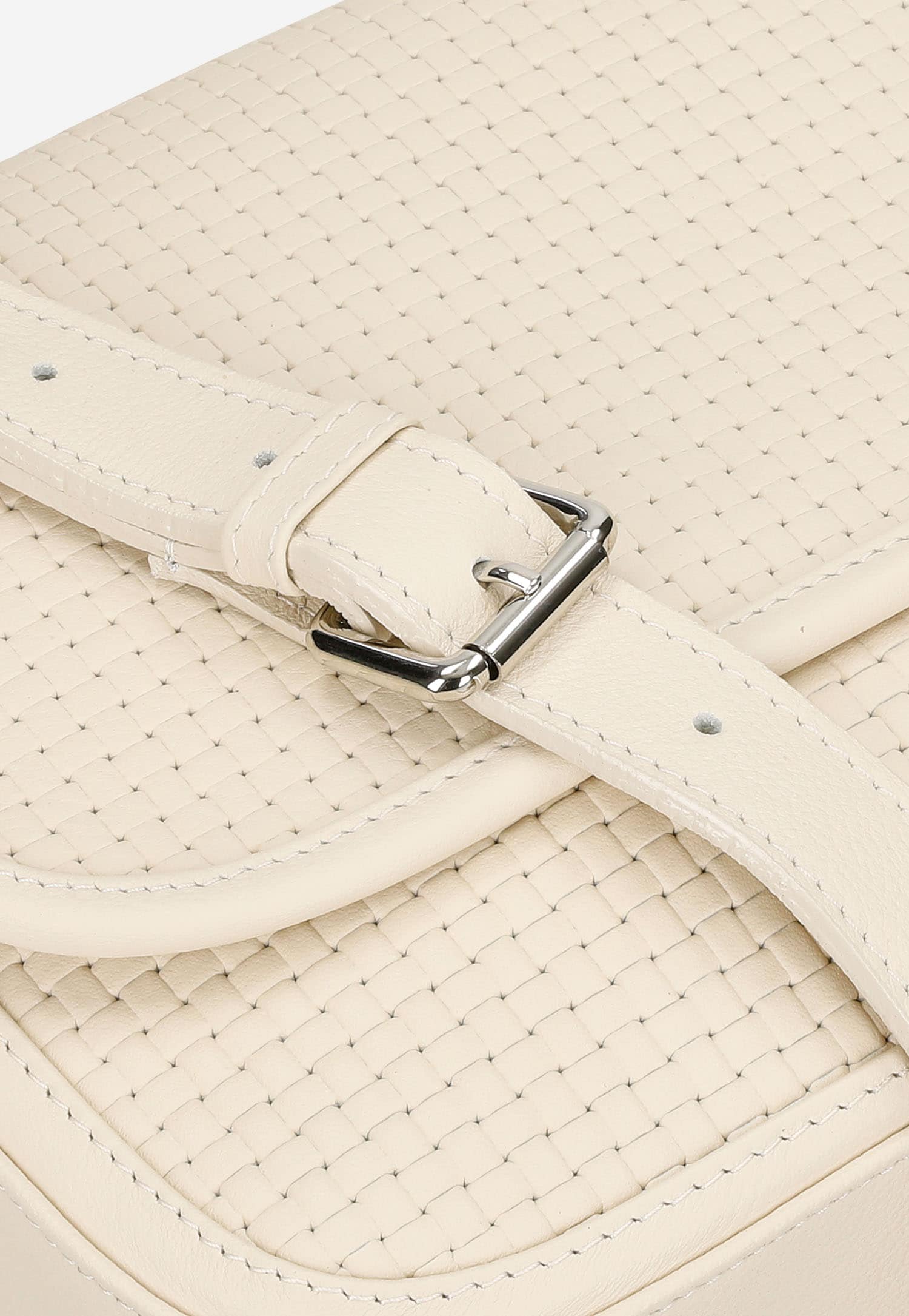 Skórzana torebka damska w kolorze jasnego beżu