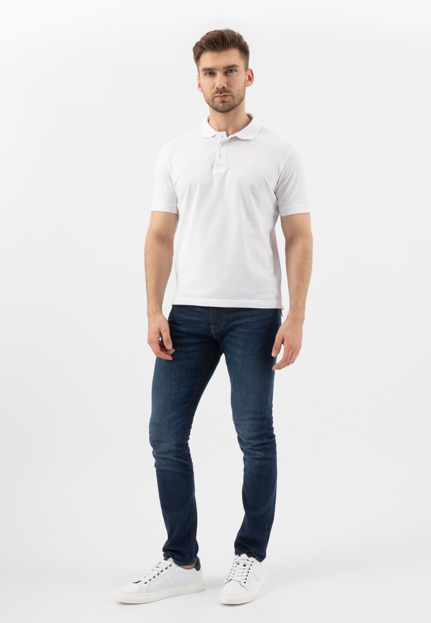 Granatowe trampki męskie z ciekawym efektem na skórze