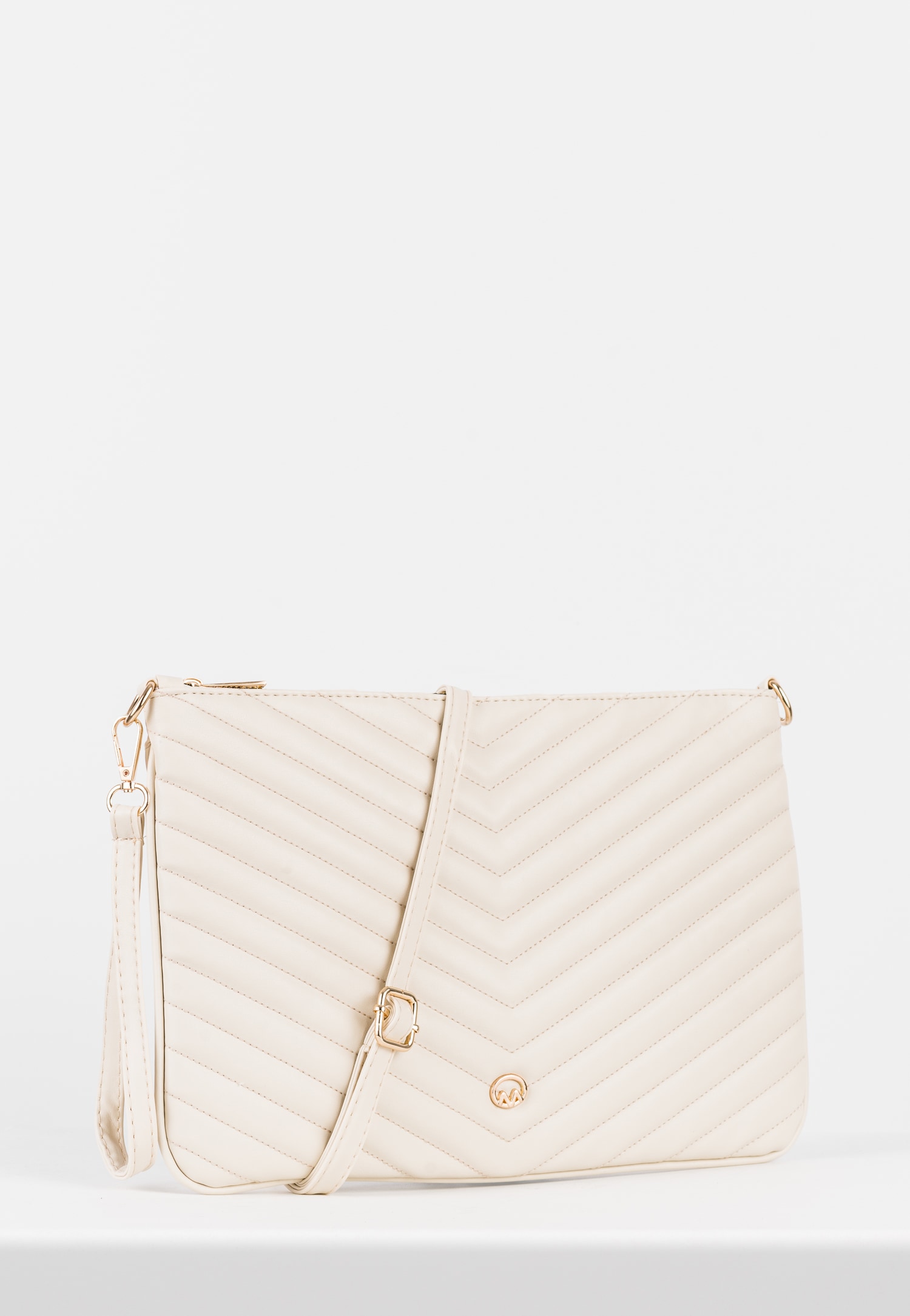 WJS czarne etui pikowane w jodełkę