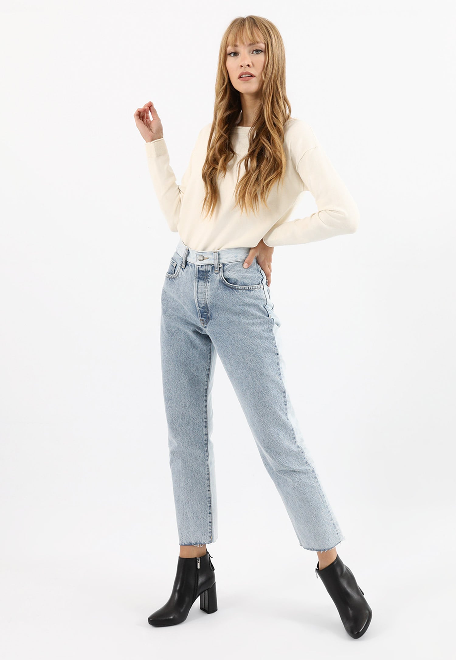 Czarne skórzane botki damskie na słupku z noskiem w szpic