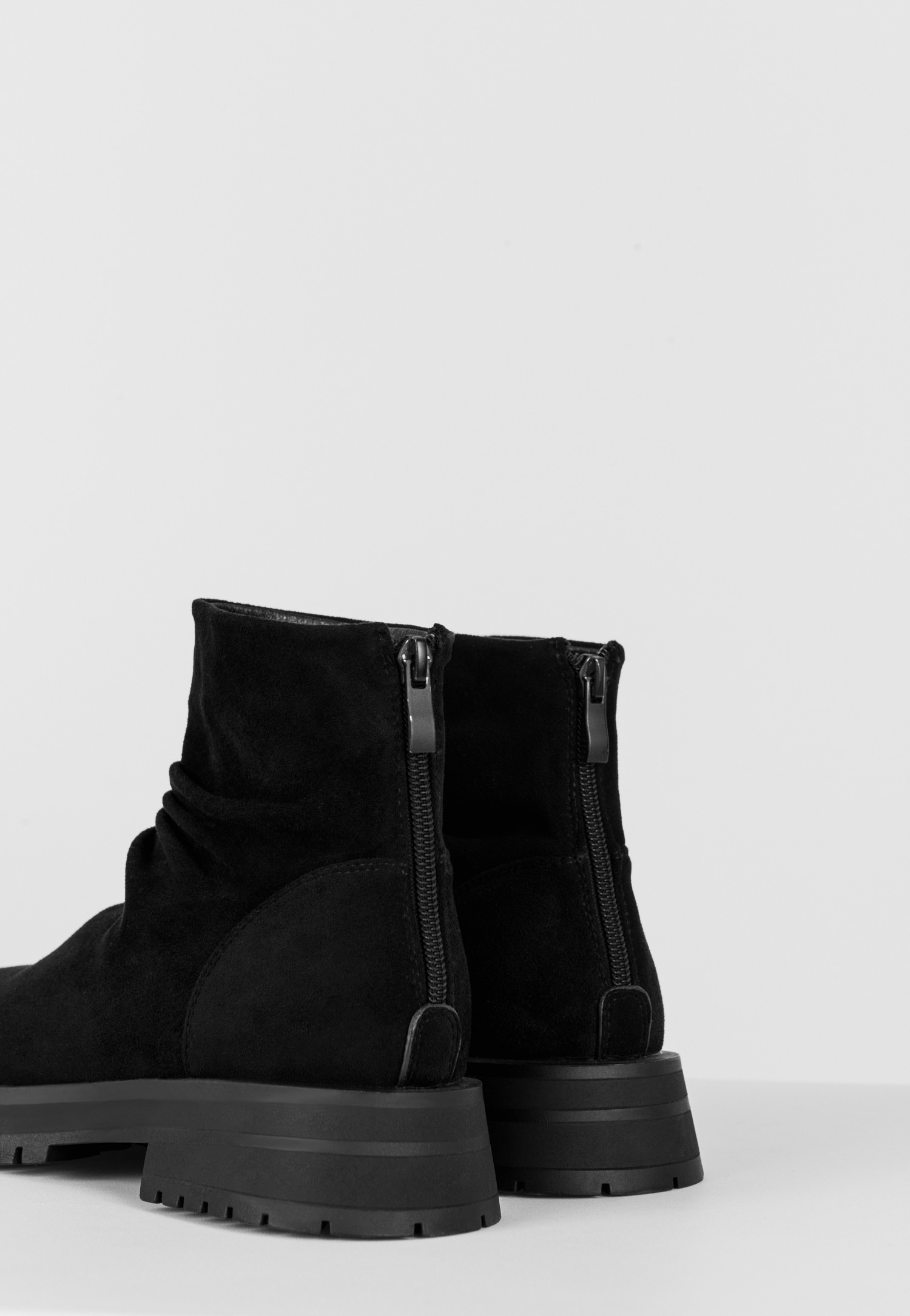 WJS czarne płaskie botki damskie z zamkiem z tyłu