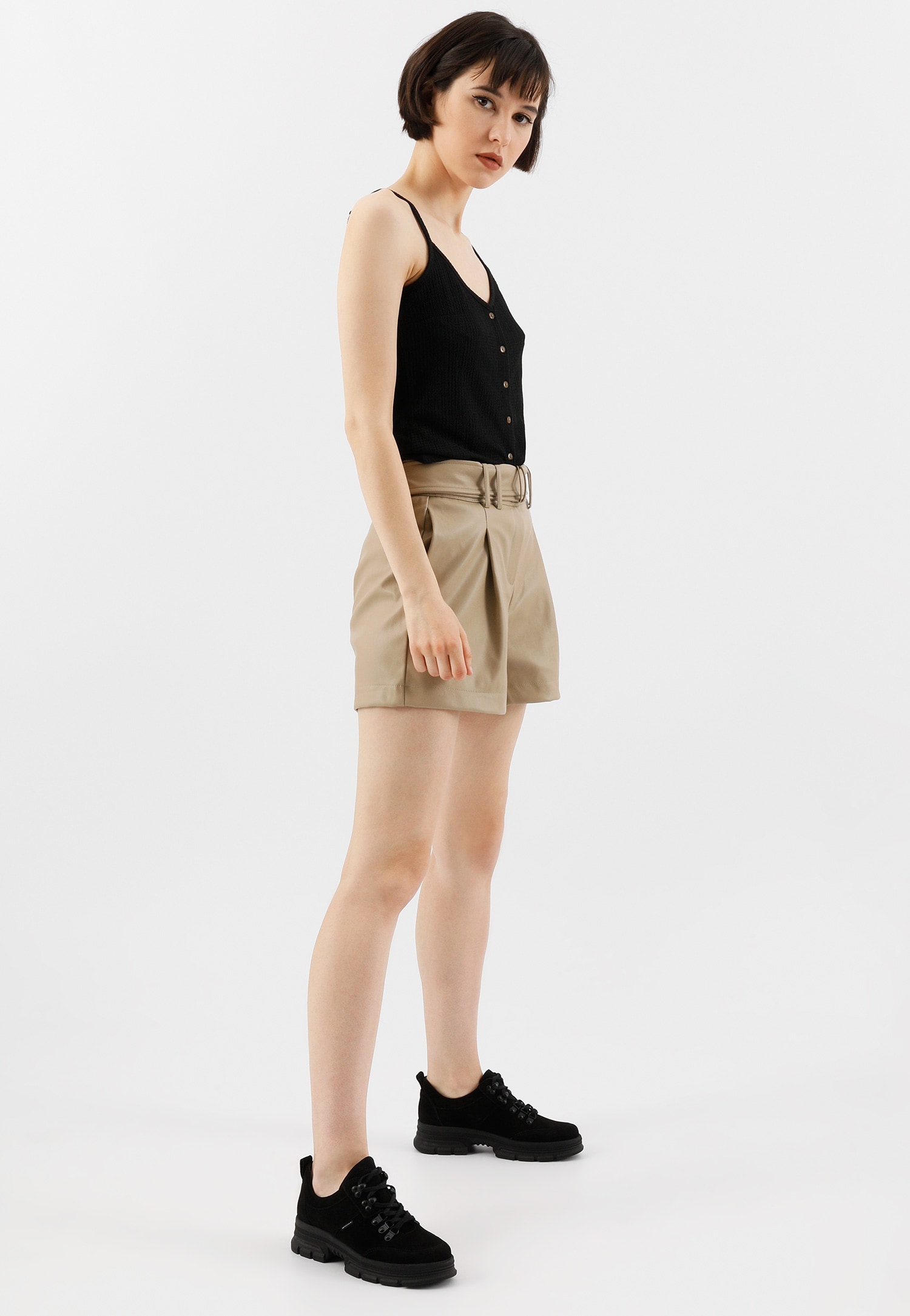 Czarne skórzane półbuty damskie z linii comfort