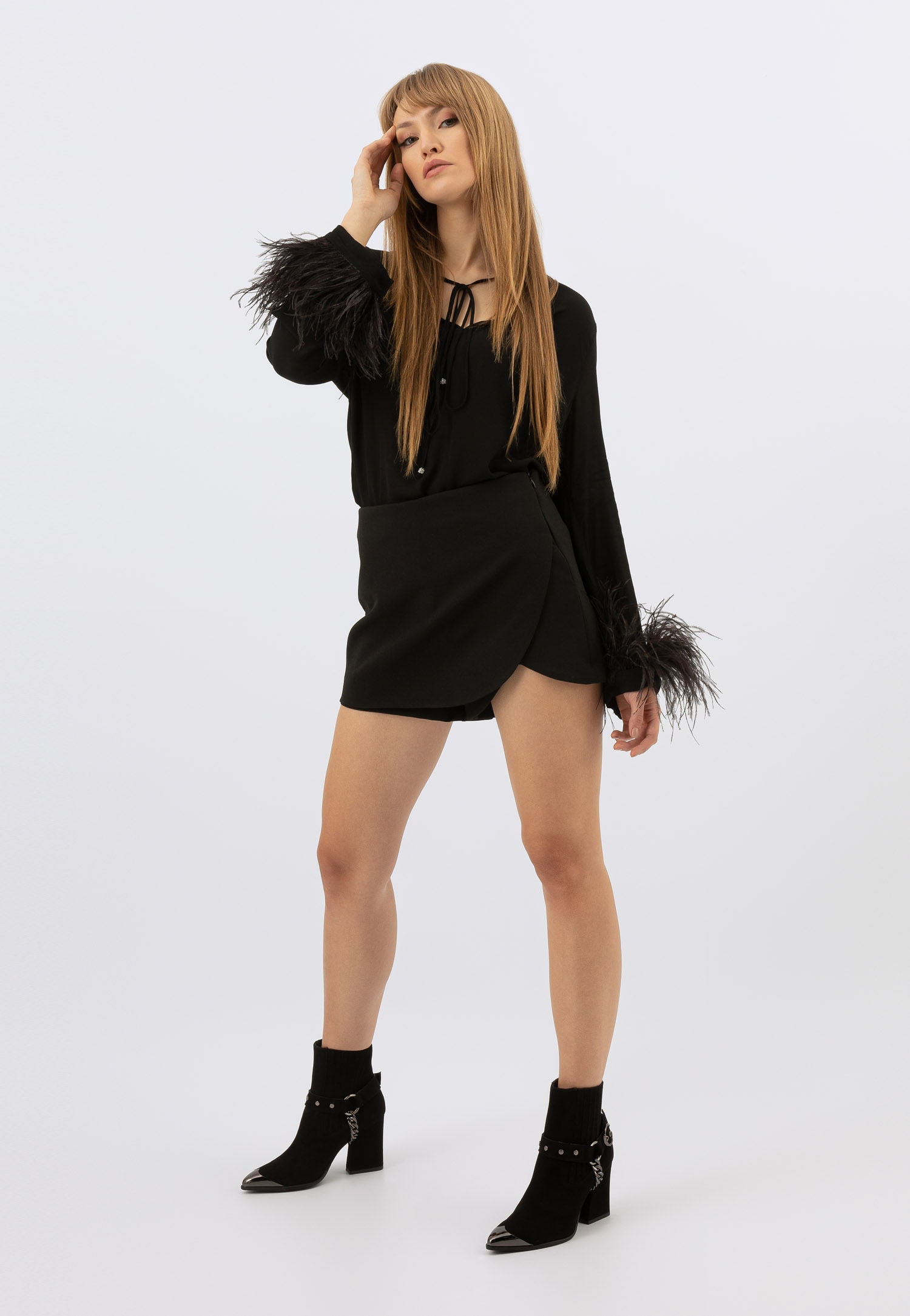 Czarne sztyblety damskie PREMIUM z metalowymi ozdobami na nosku