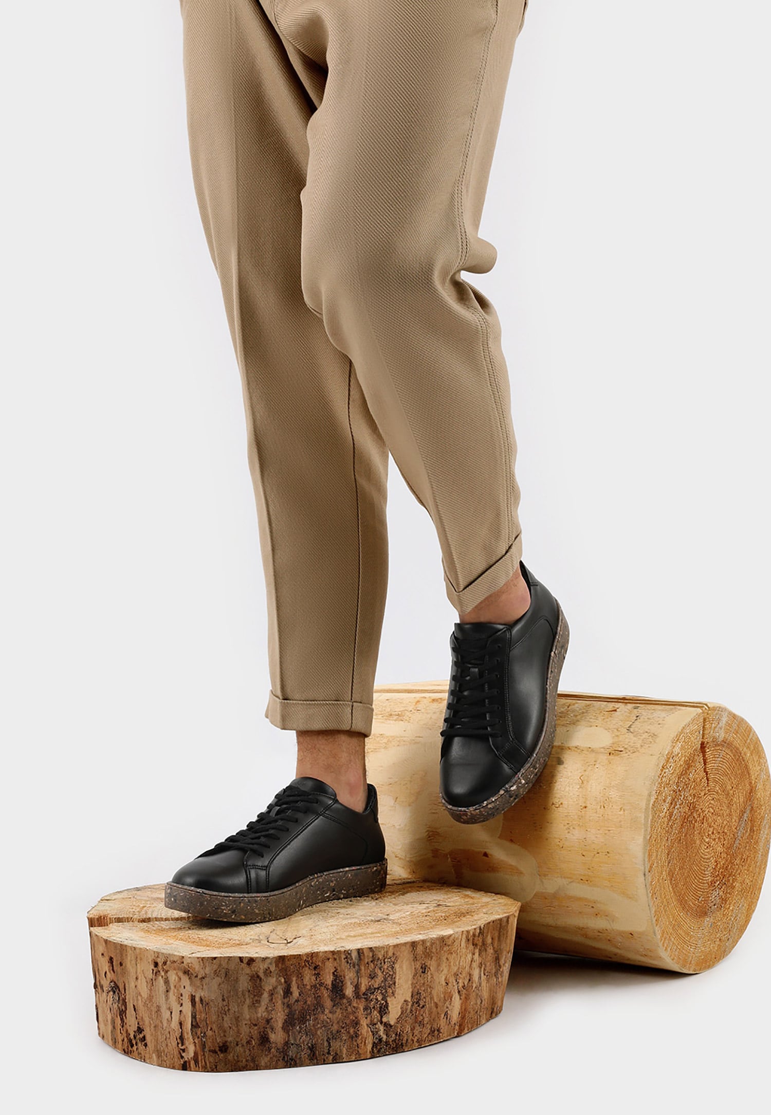 Szare półbuty męskie z linii WOJAS ECO