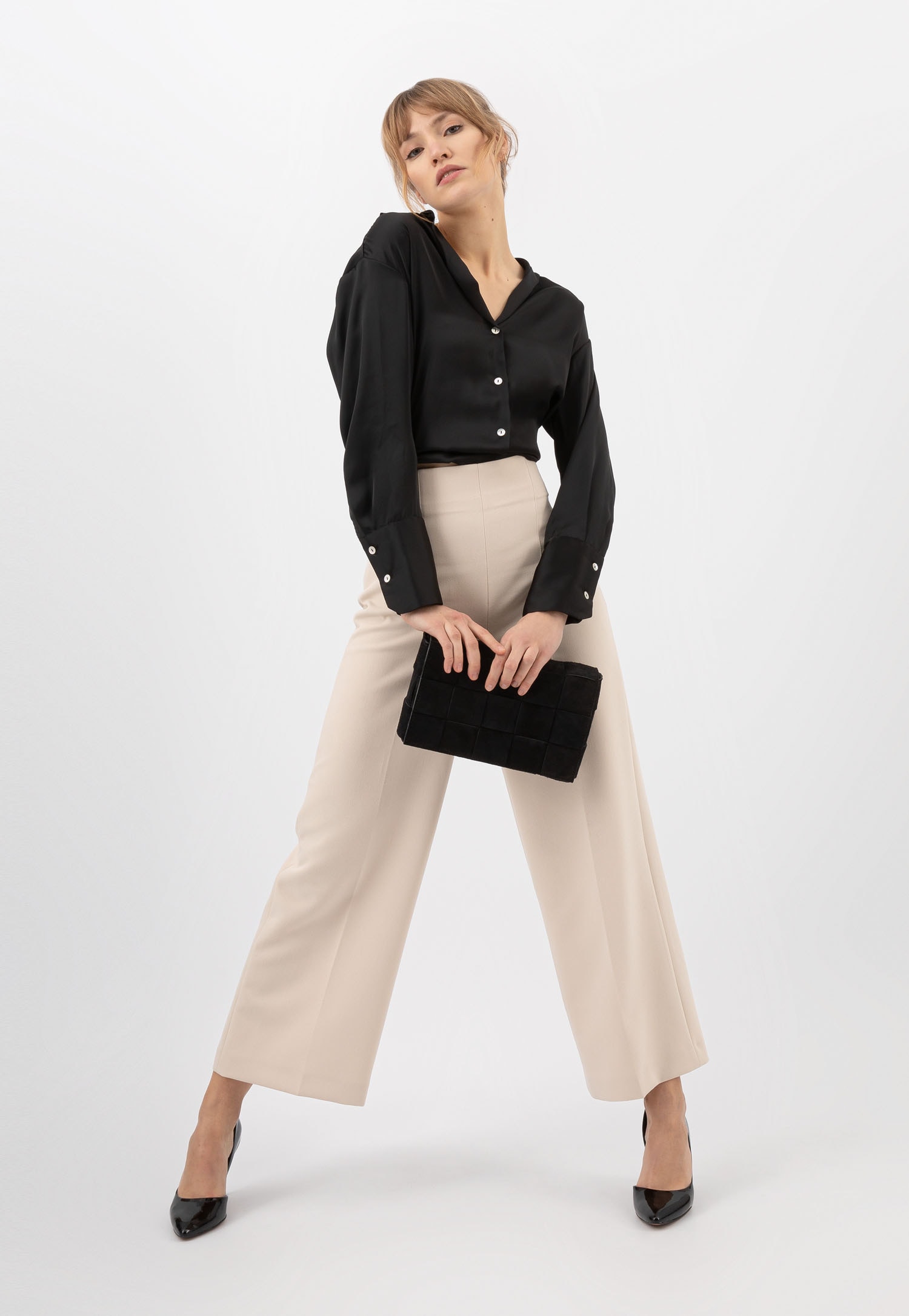 Czarne eleganckie czółenka damskie lakierowane