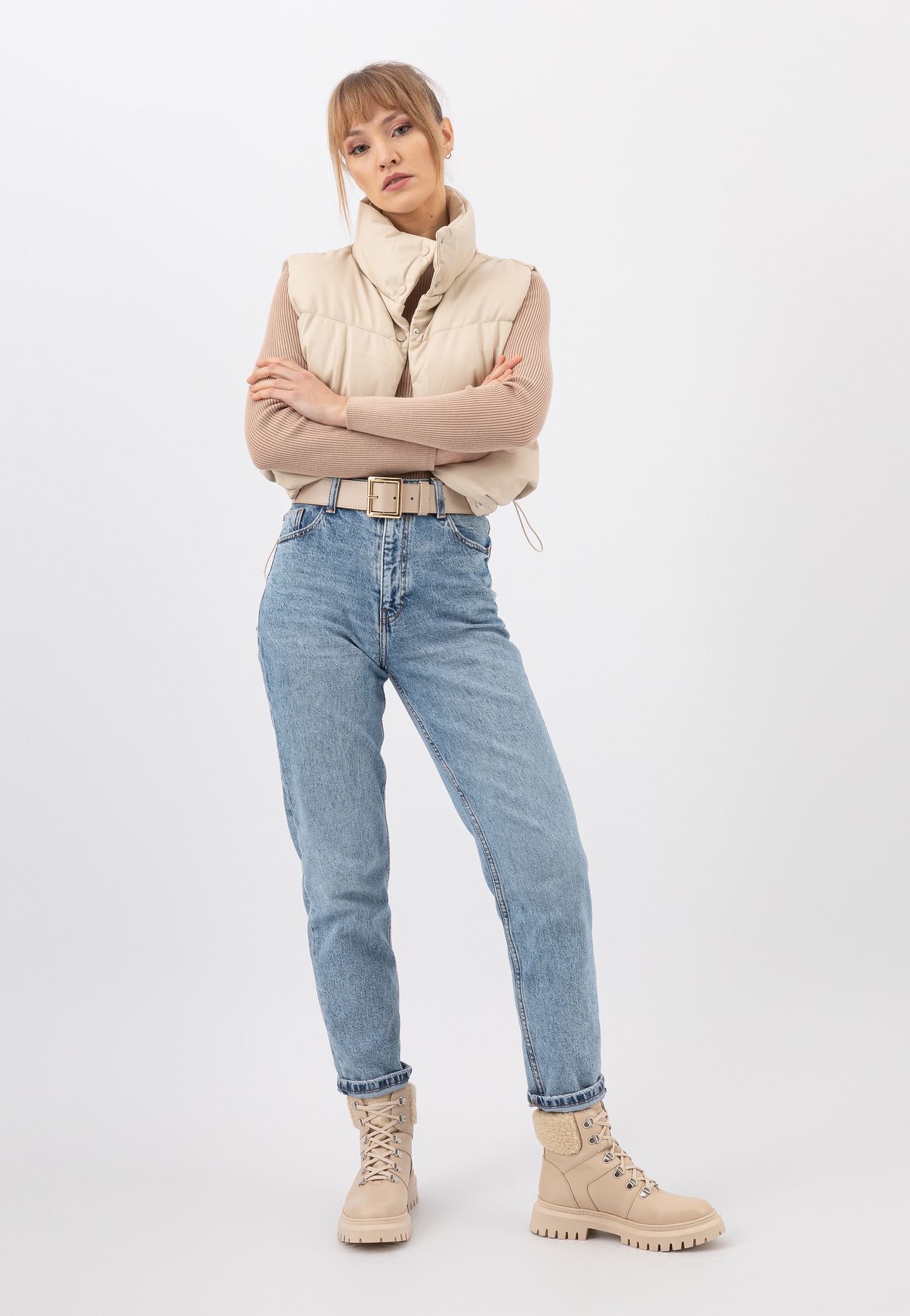 Beżowe ocieplane trzewiki damskie ze skóry licowej