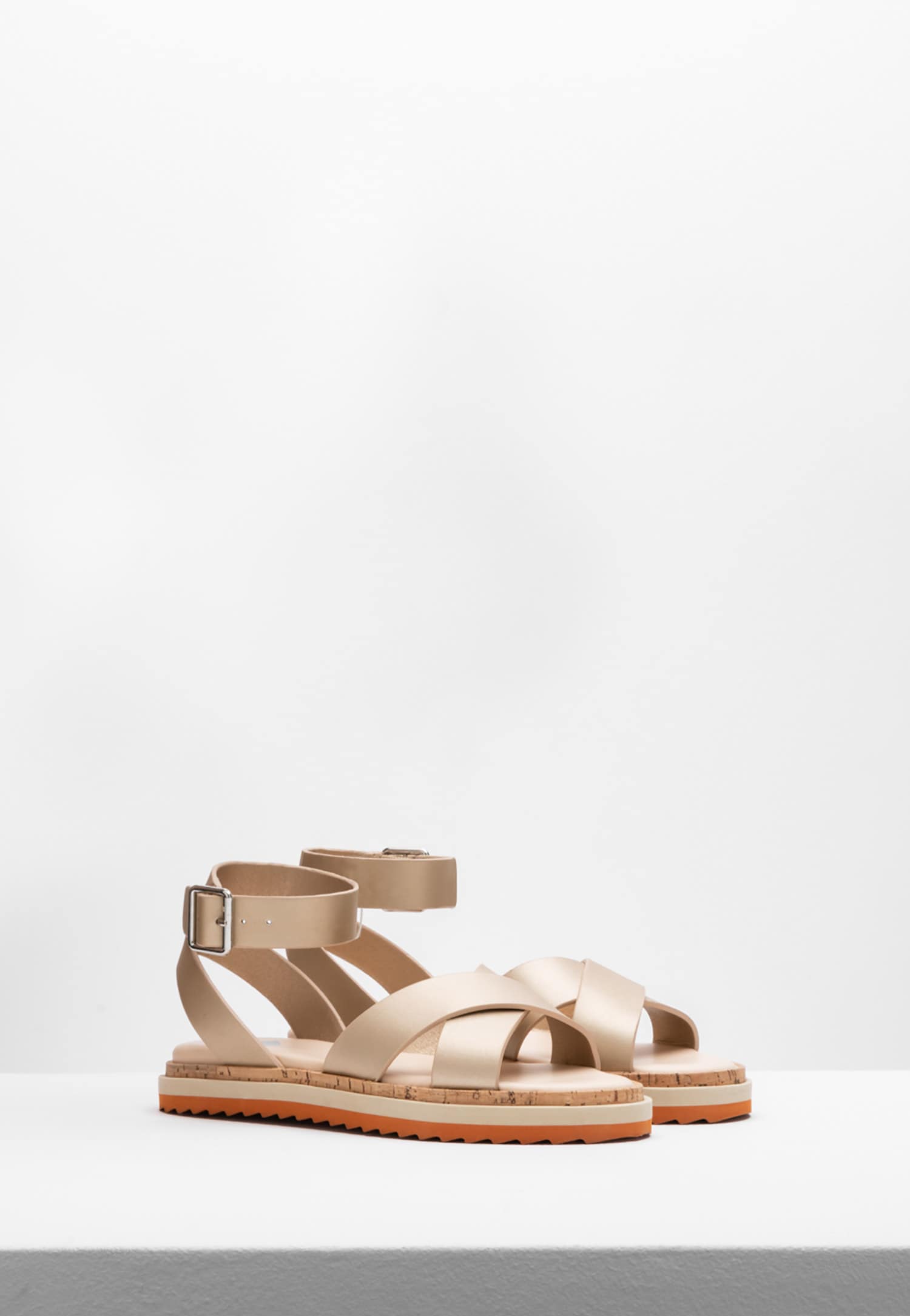 WJS beżowe sandały damskie na płaskiej podeszwie