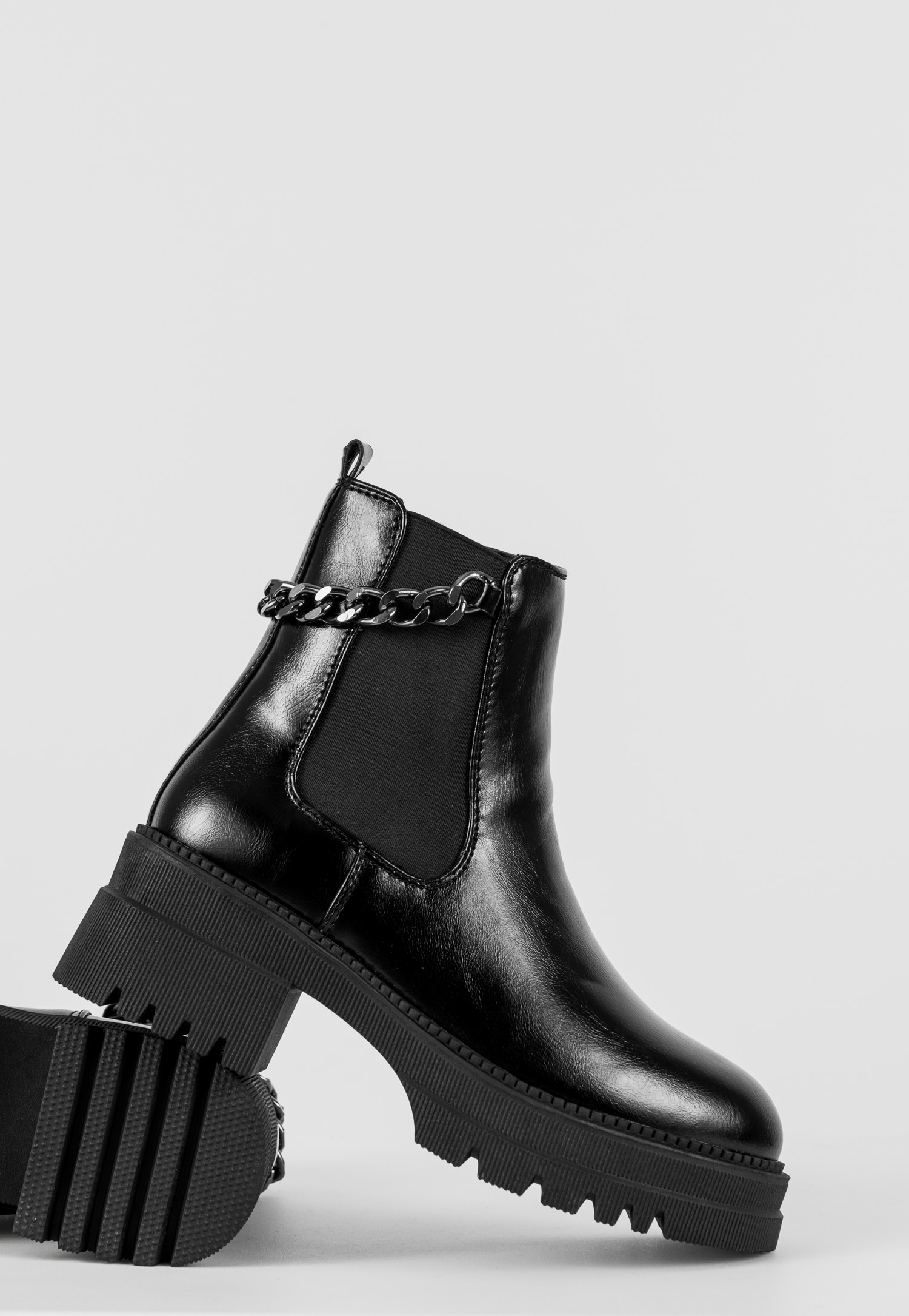 WJS czarne lakierowane botki damskie