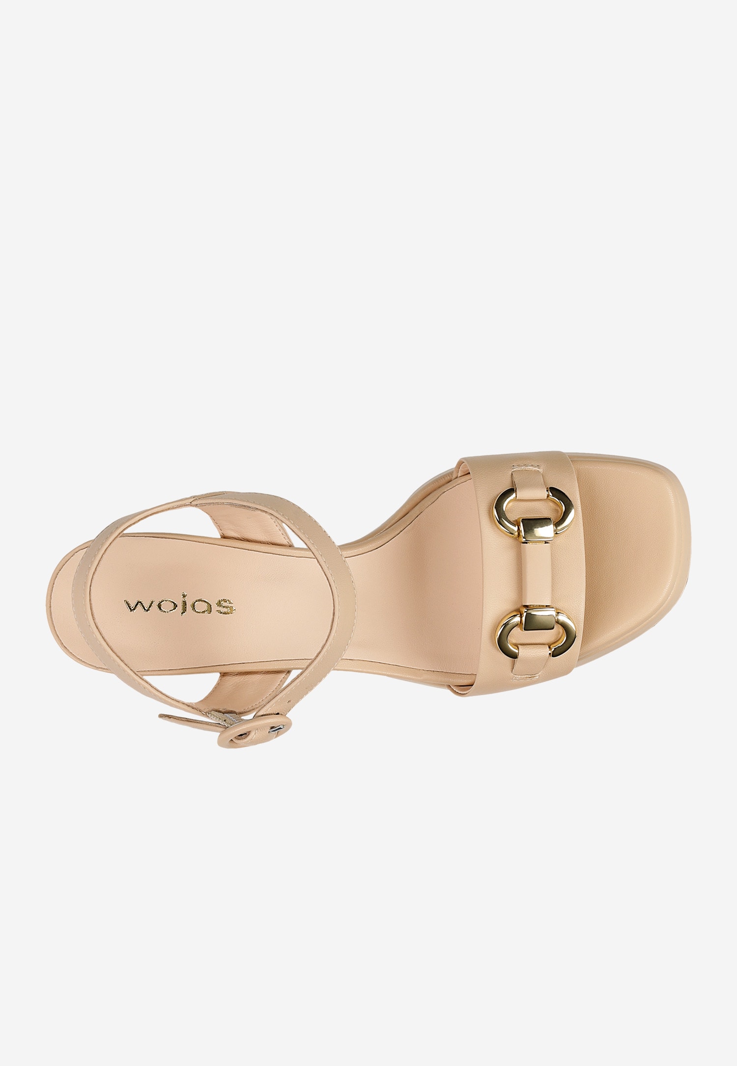 Beżowe sandały ze złotą ozdobą w postaci łańcucha