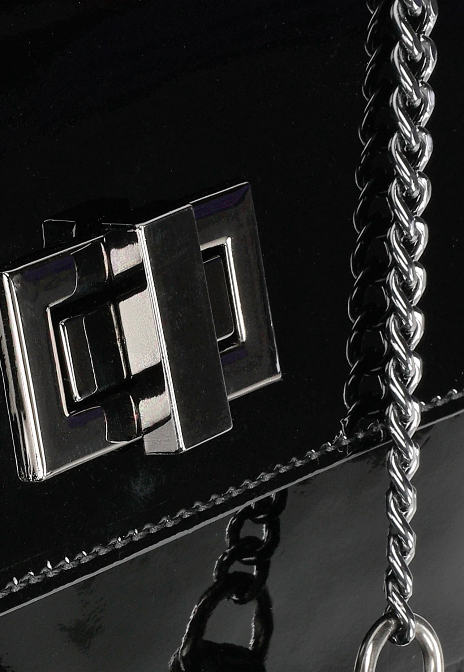 Beżowa lakierowana wizytowa torebka damska