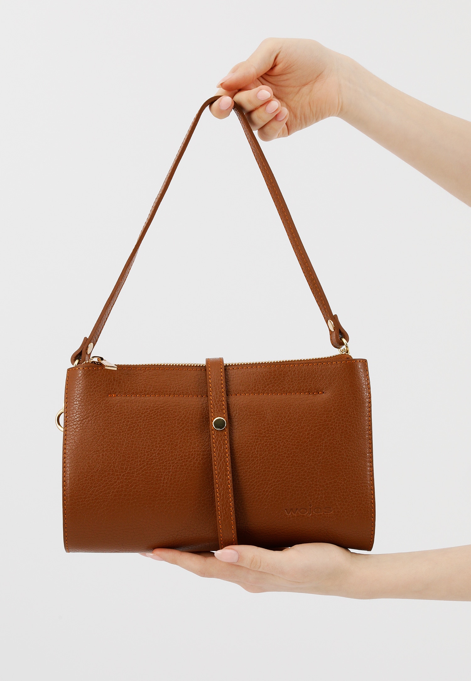 Mała torebka damska w kolorze jasnego brązu