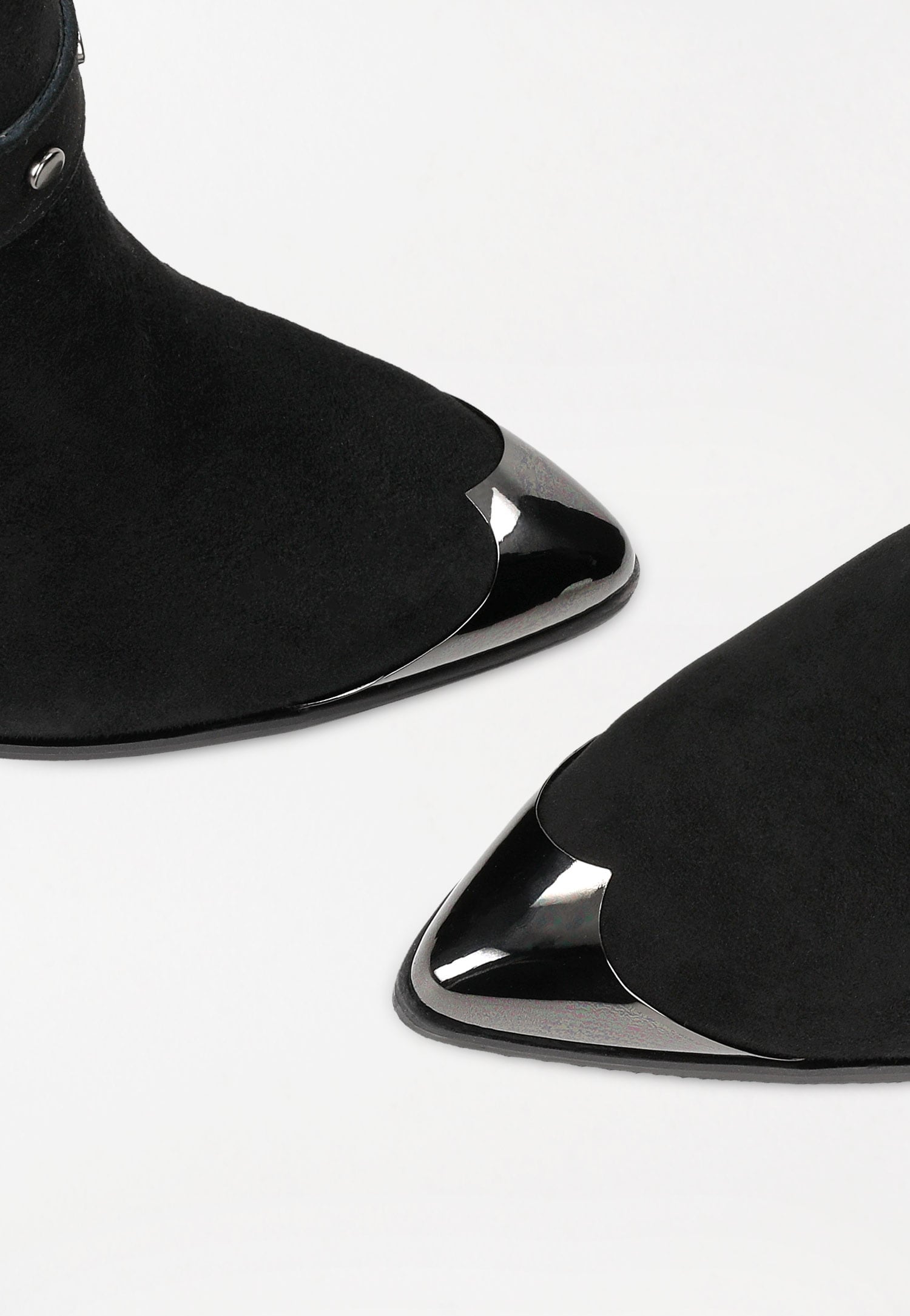 Czarne sztyblety damskie PREMIUM z metalowymi ozdobami na nosku