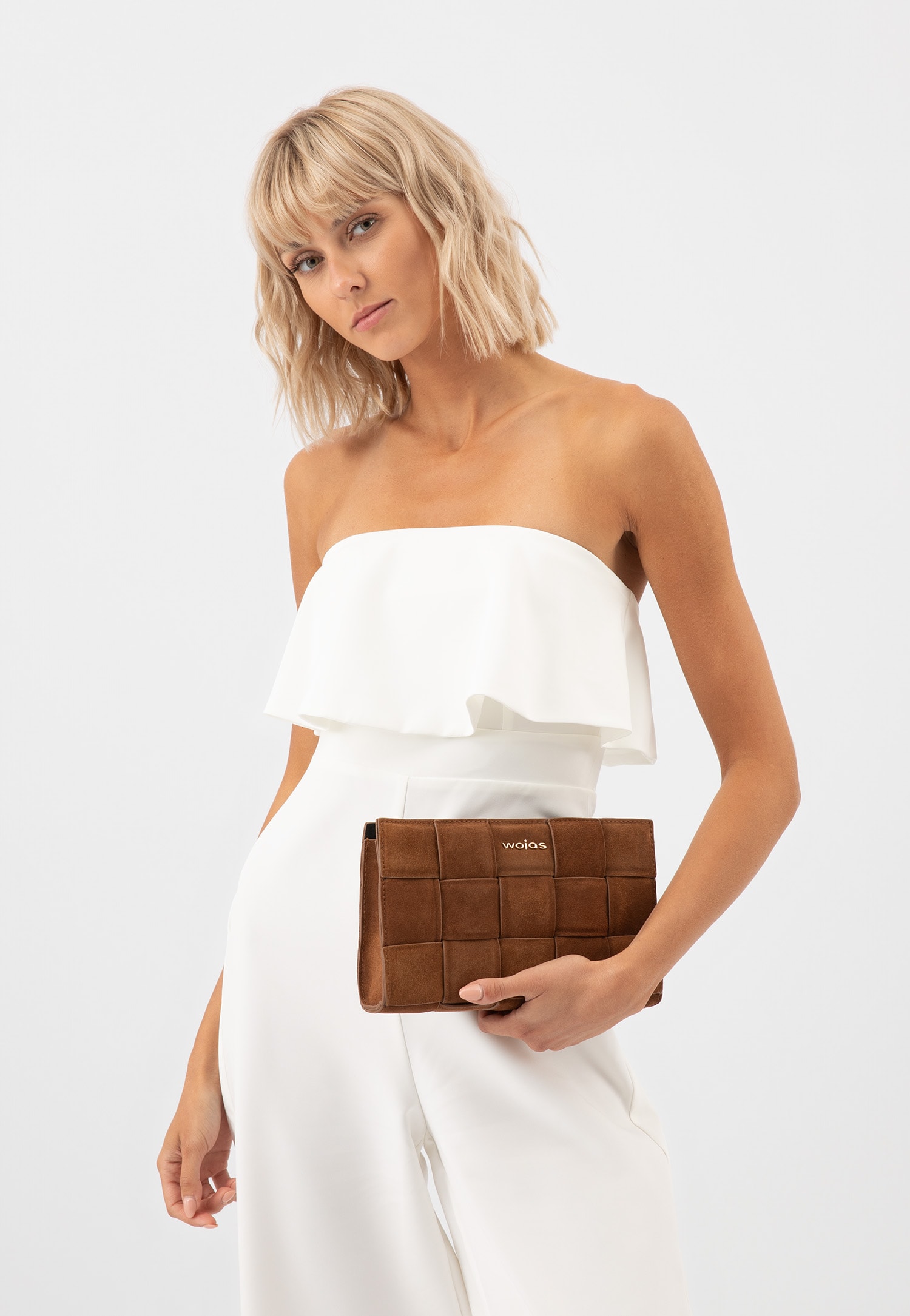 Beżowa torebka damska ze skóry licowej o plecionej strukturze