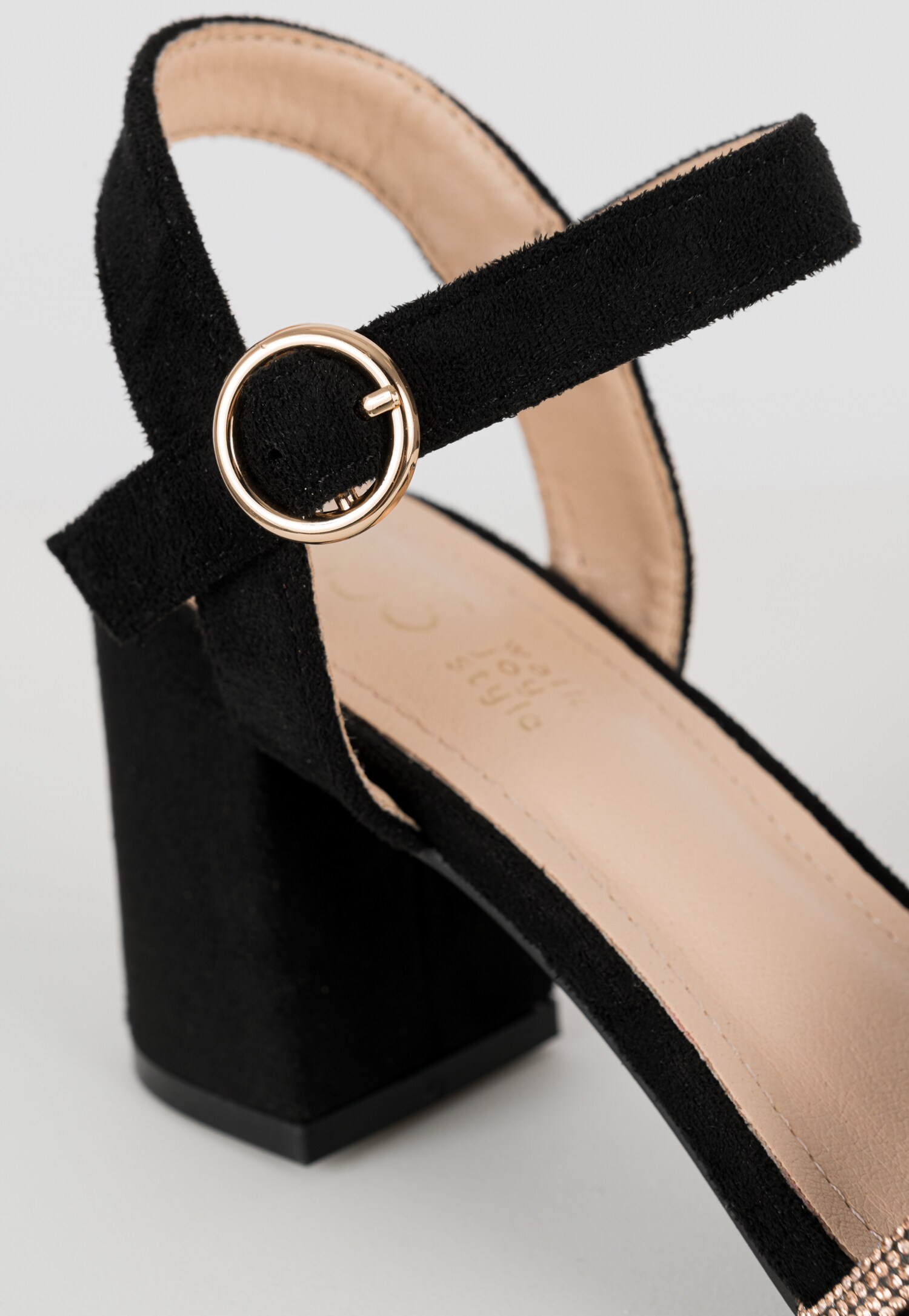 WJS beżowe sandały damskie na obcasie z kryształkową ozdobą